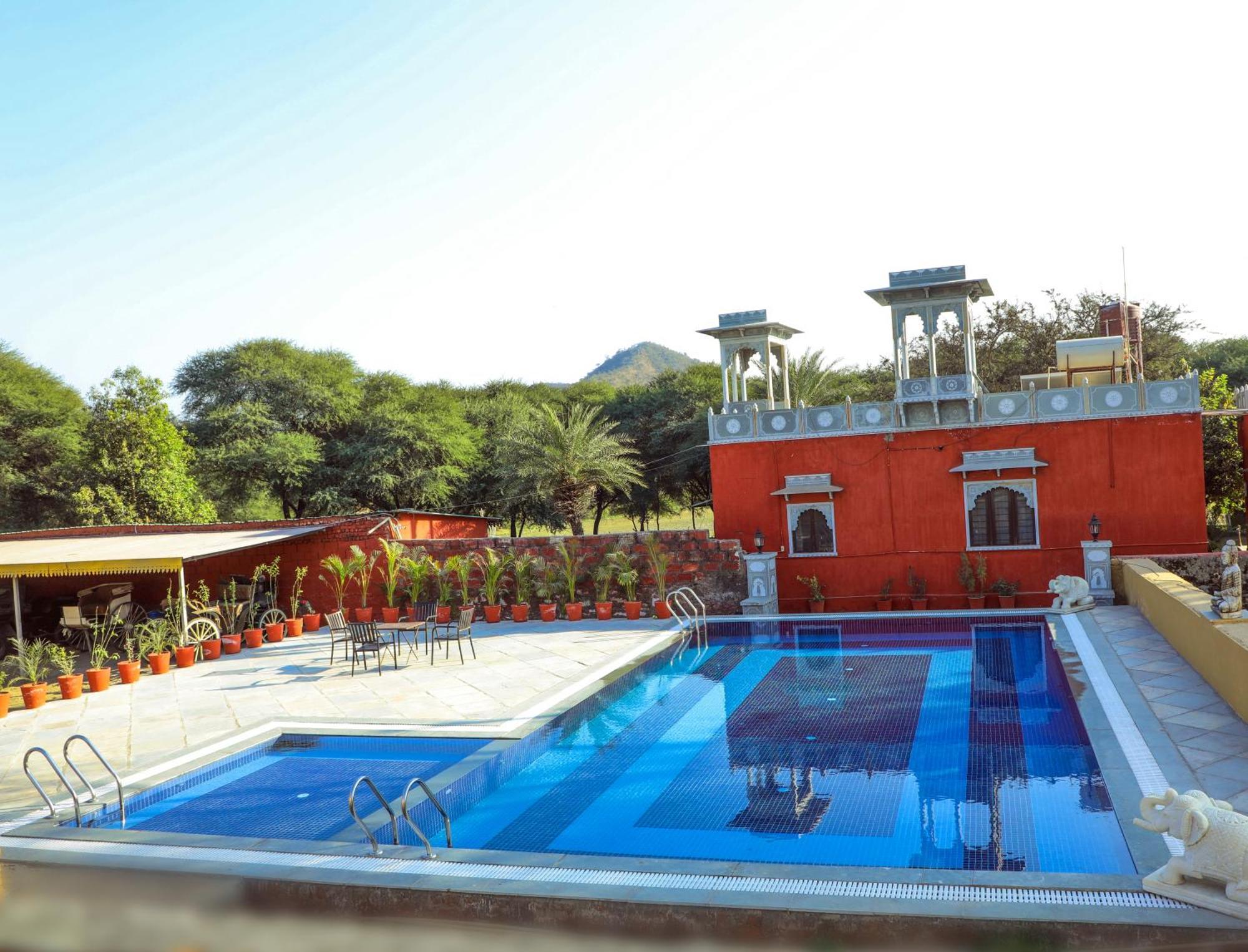 Hotel Boheda Villa, 3*