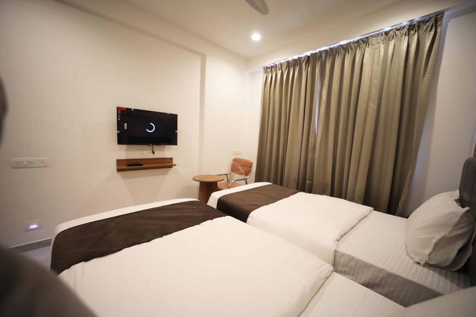 Park View Hotel 2*
