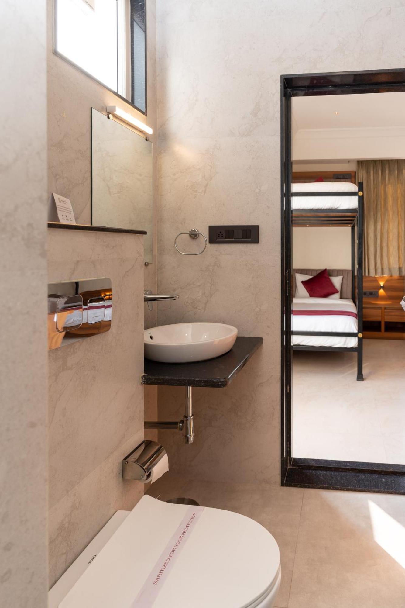 Raghunandan Palace - A Premier Boutique Stay, Center & 500 Meters From Railway Station