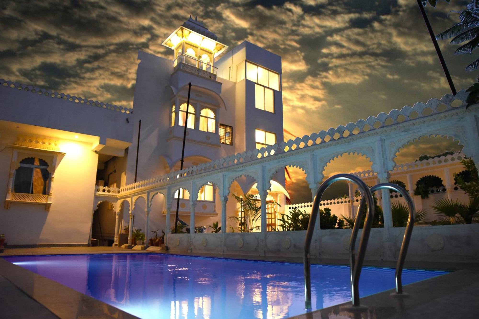 Resort Royal Heritage Haveli *