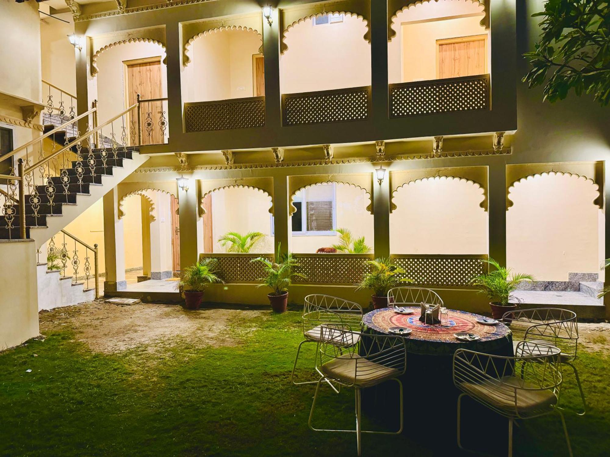 Udai Valley Resort- Top Rated In With Mountain View Hotel
