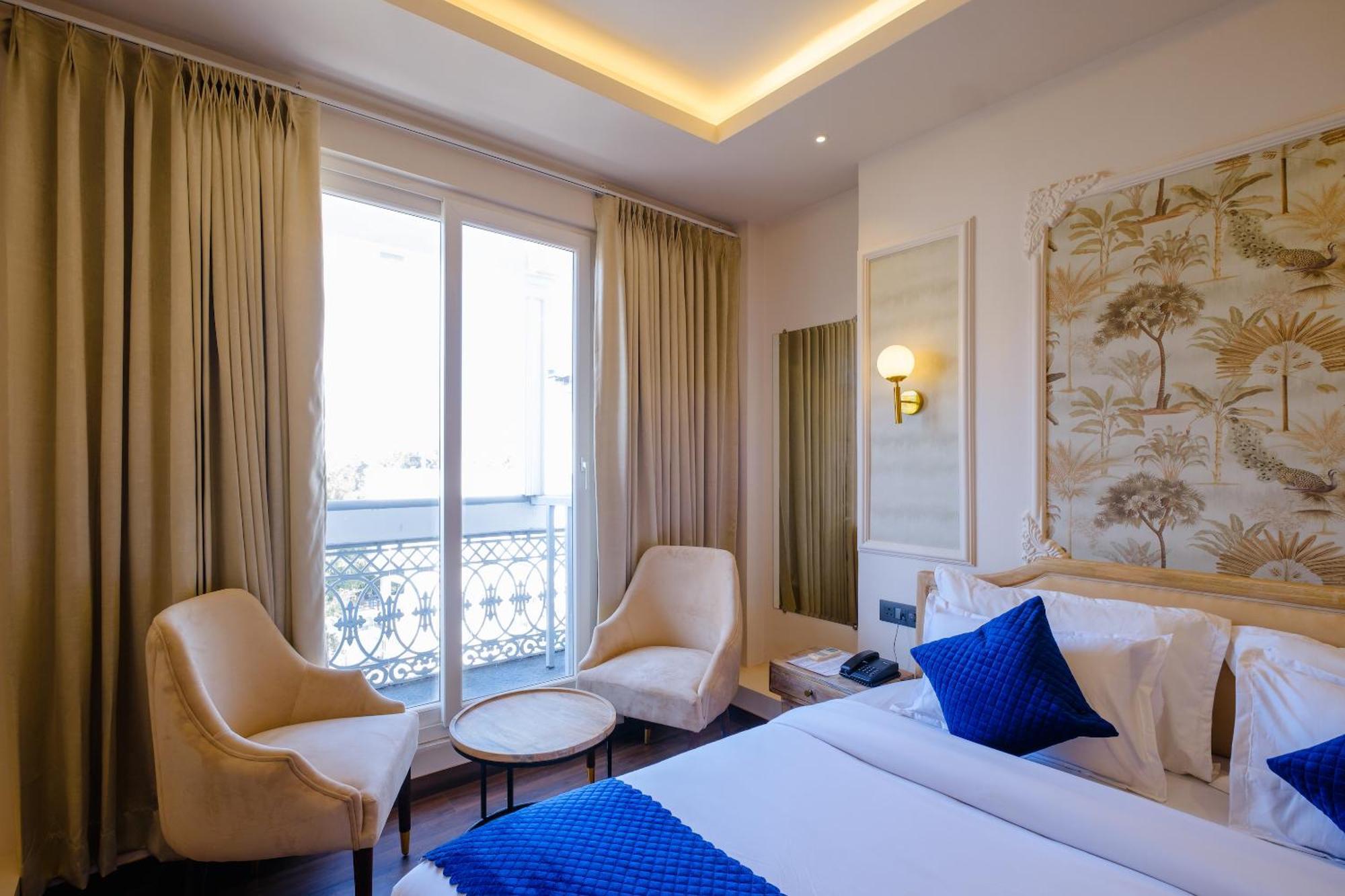 Hotel Infinia - A Luxury Boutique