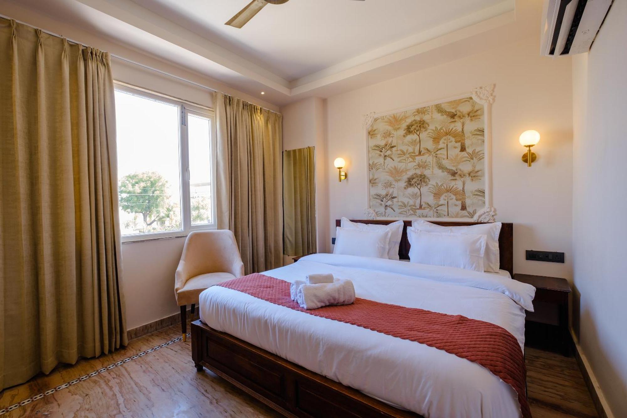 Infinia - A Luxury Boutique Hotel 3*