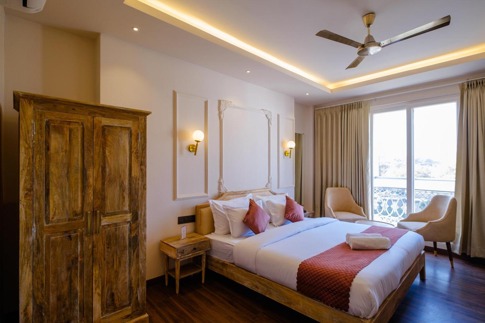Hotel Infinia - A Luxury Boutique Udaipur