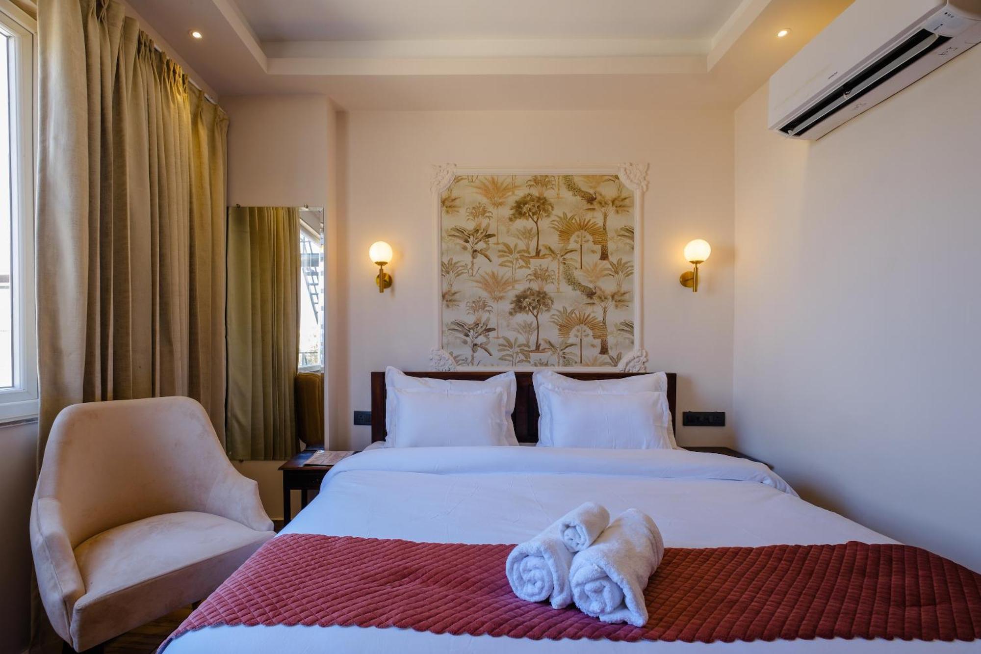 Hotel Infinia - A Luxury Boutique