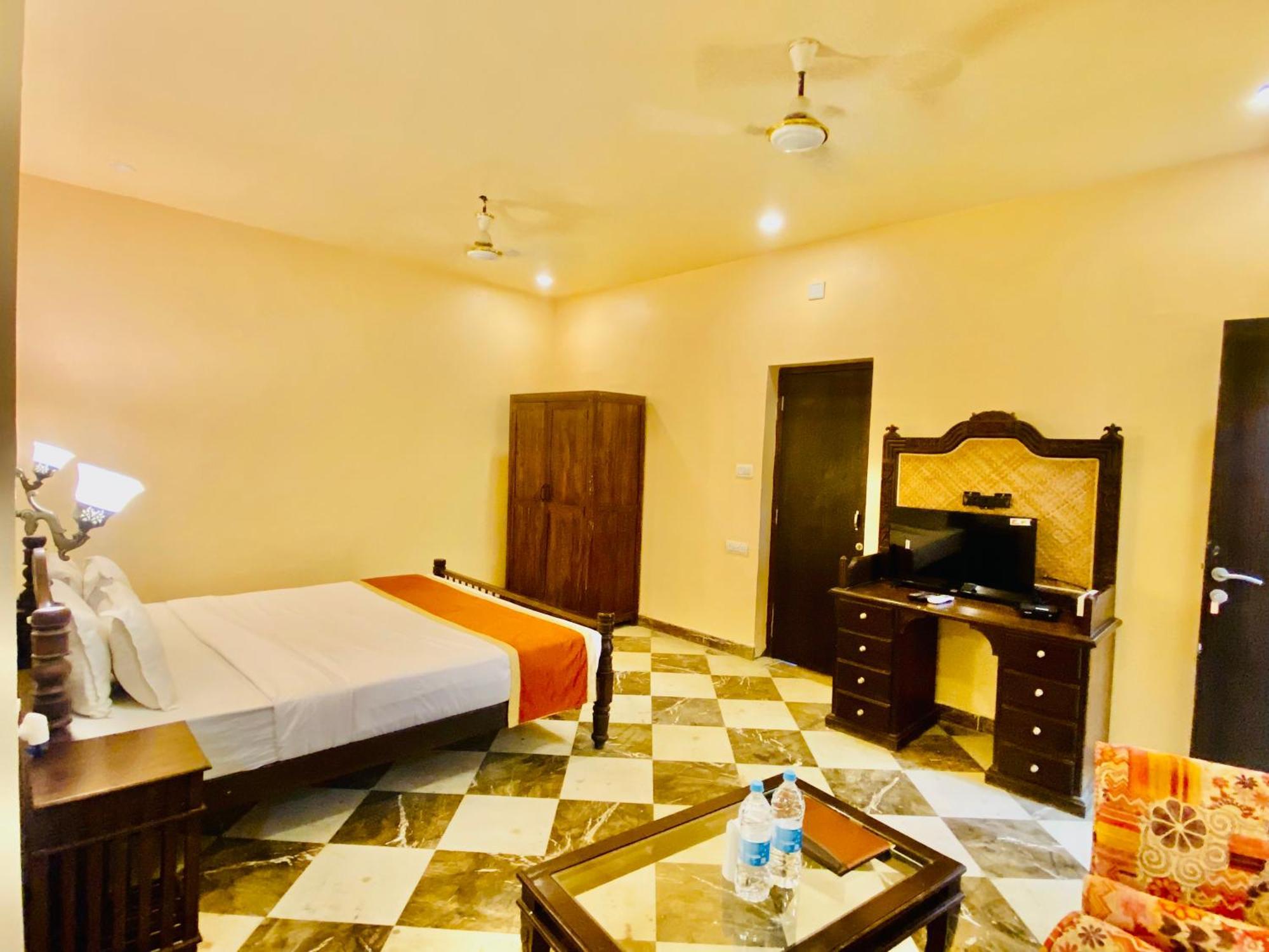 Udai Valley Resort- Top Rated In With Mountain View Udaipur