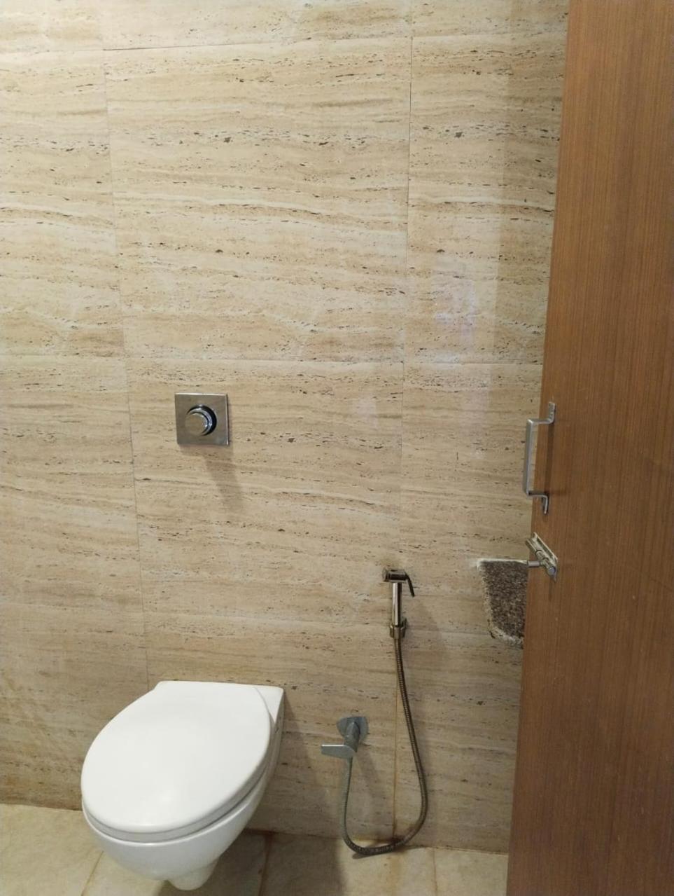 Krishn Palace Hotel