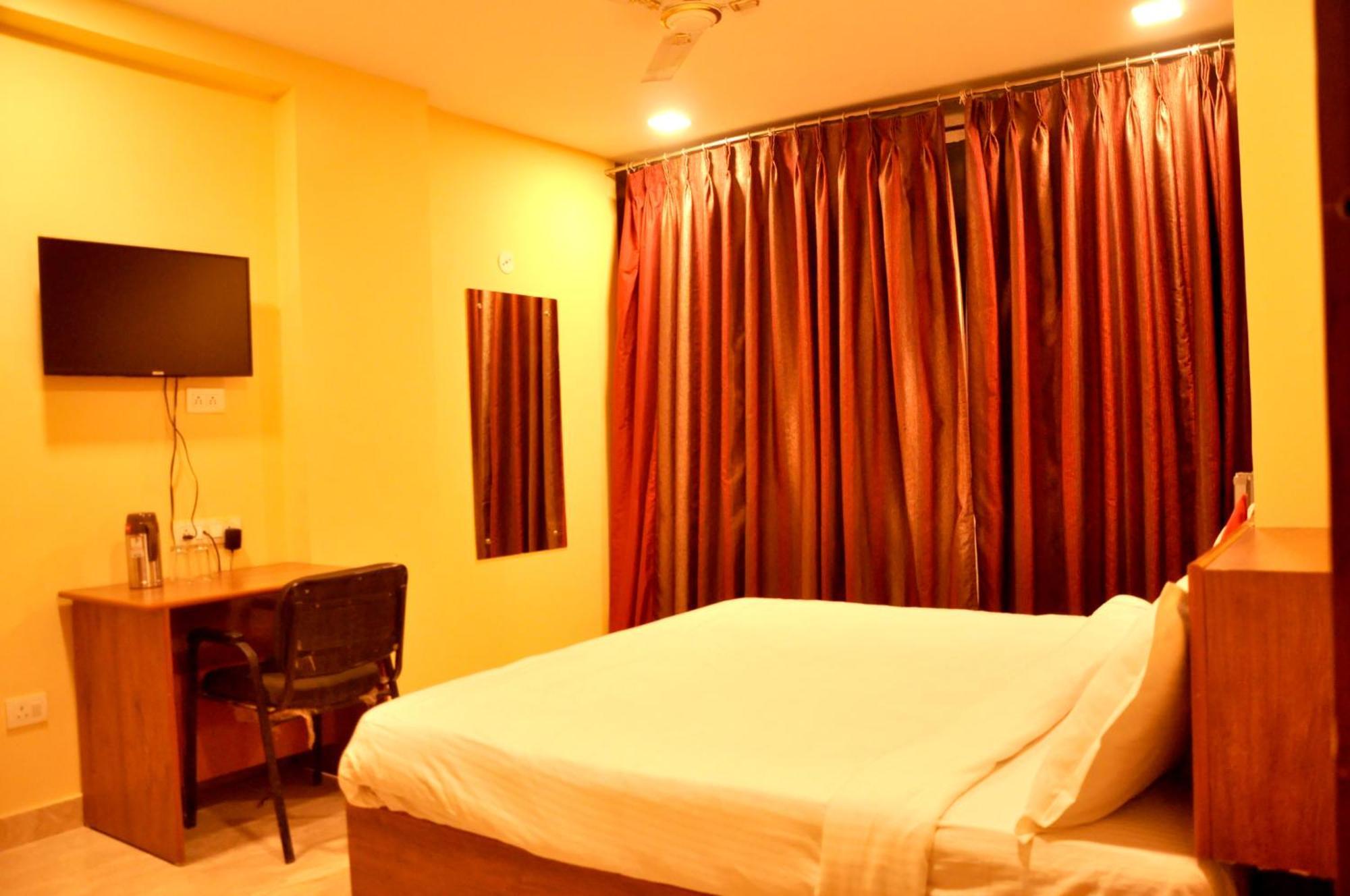 Krishn Palace Hotel Udaipur