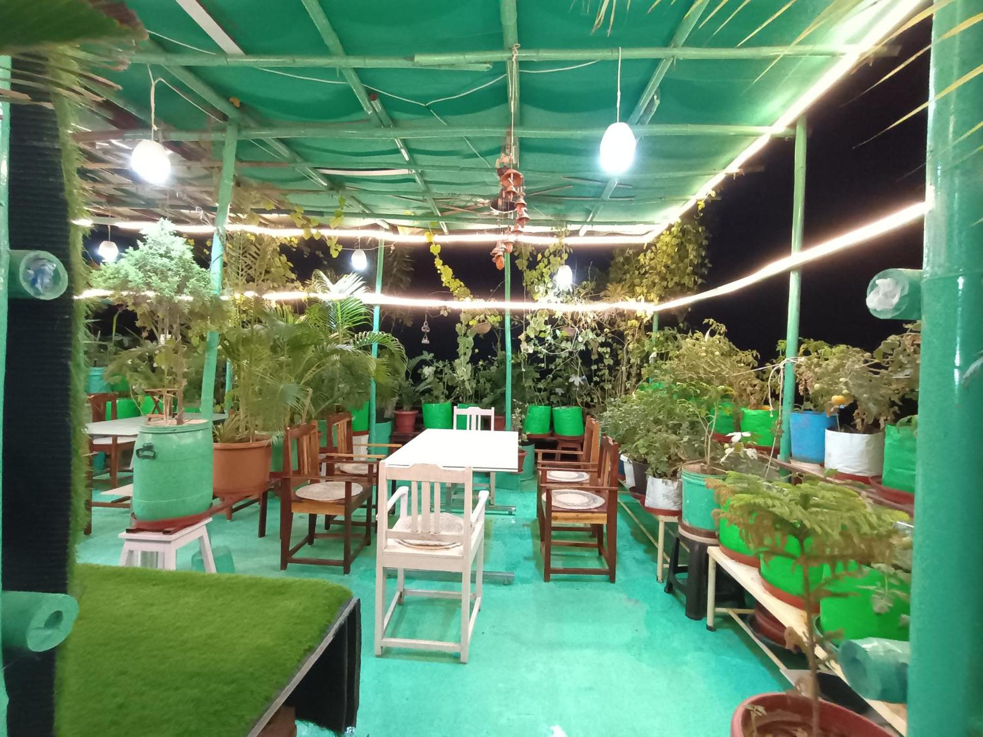 Choudhary White House Apartment *