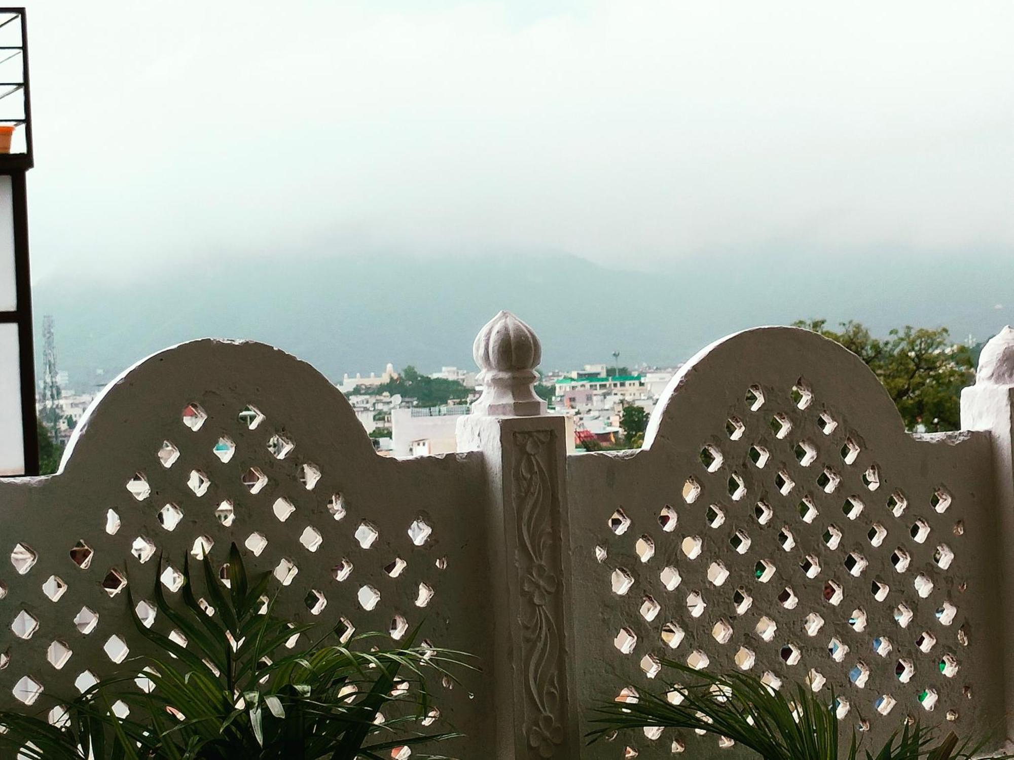 Krishna Guest house