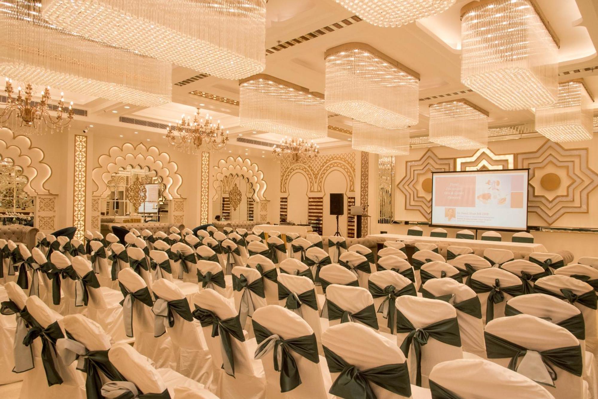 Hotel Raghu Mahal 3*