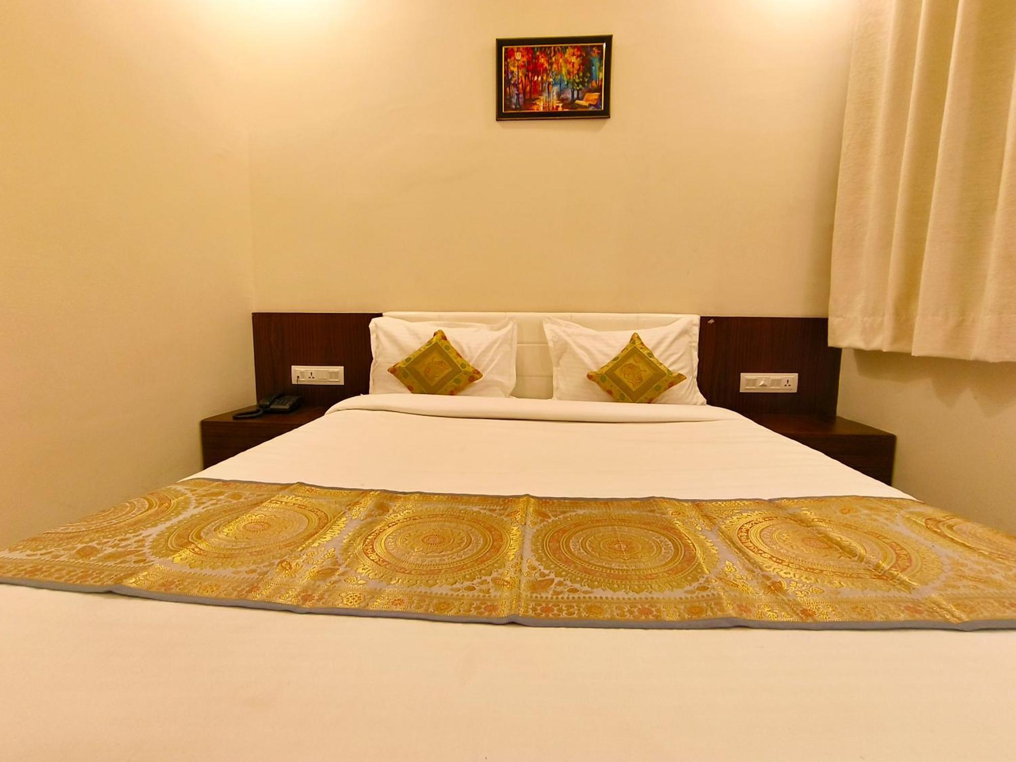 Hotel Veer Palace Near Udaipole