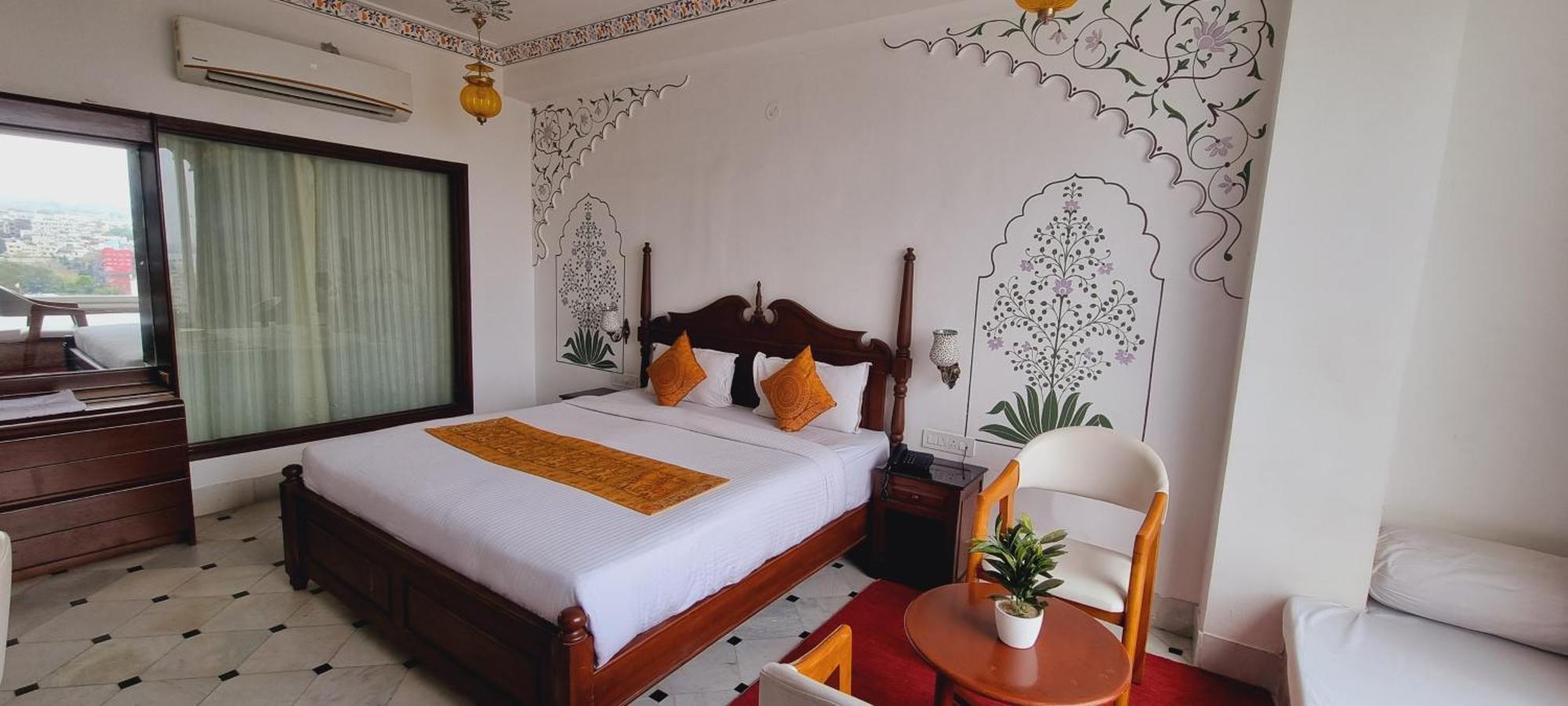 Hotel Darbargarh A Unit Of Khamma Ghani A Boutique