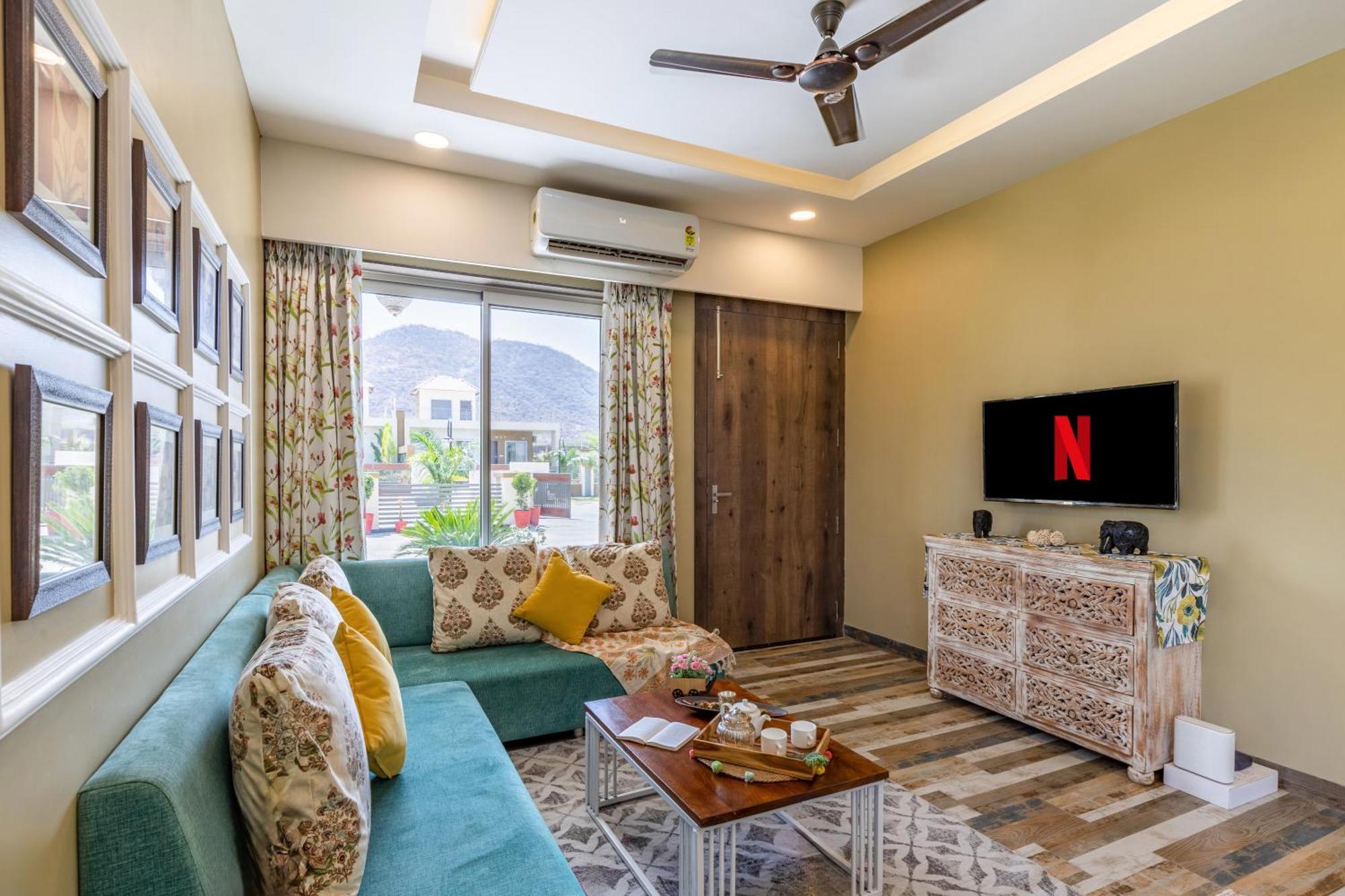 Villa Elivaas 2 Bhk Pet Friendly With Pvt Pool - Heaven In Hill