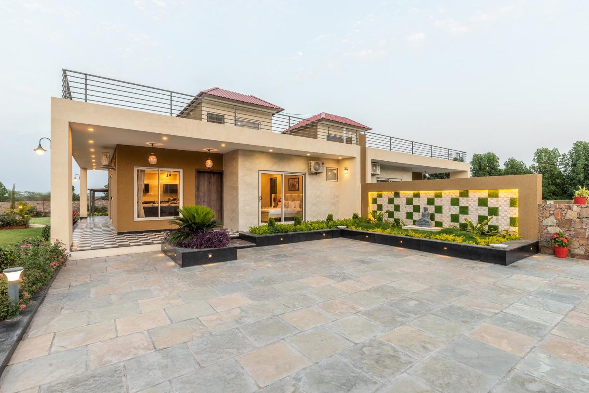 Elivaas 2 Bhk Pet Friendly With Pvt Pool - Heaven In Hill Villa Udaipur