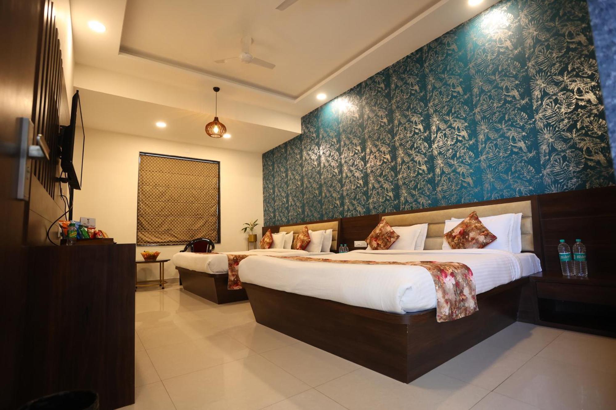 Hotel Bhairav Bagh With Swimming Pool Udaipur