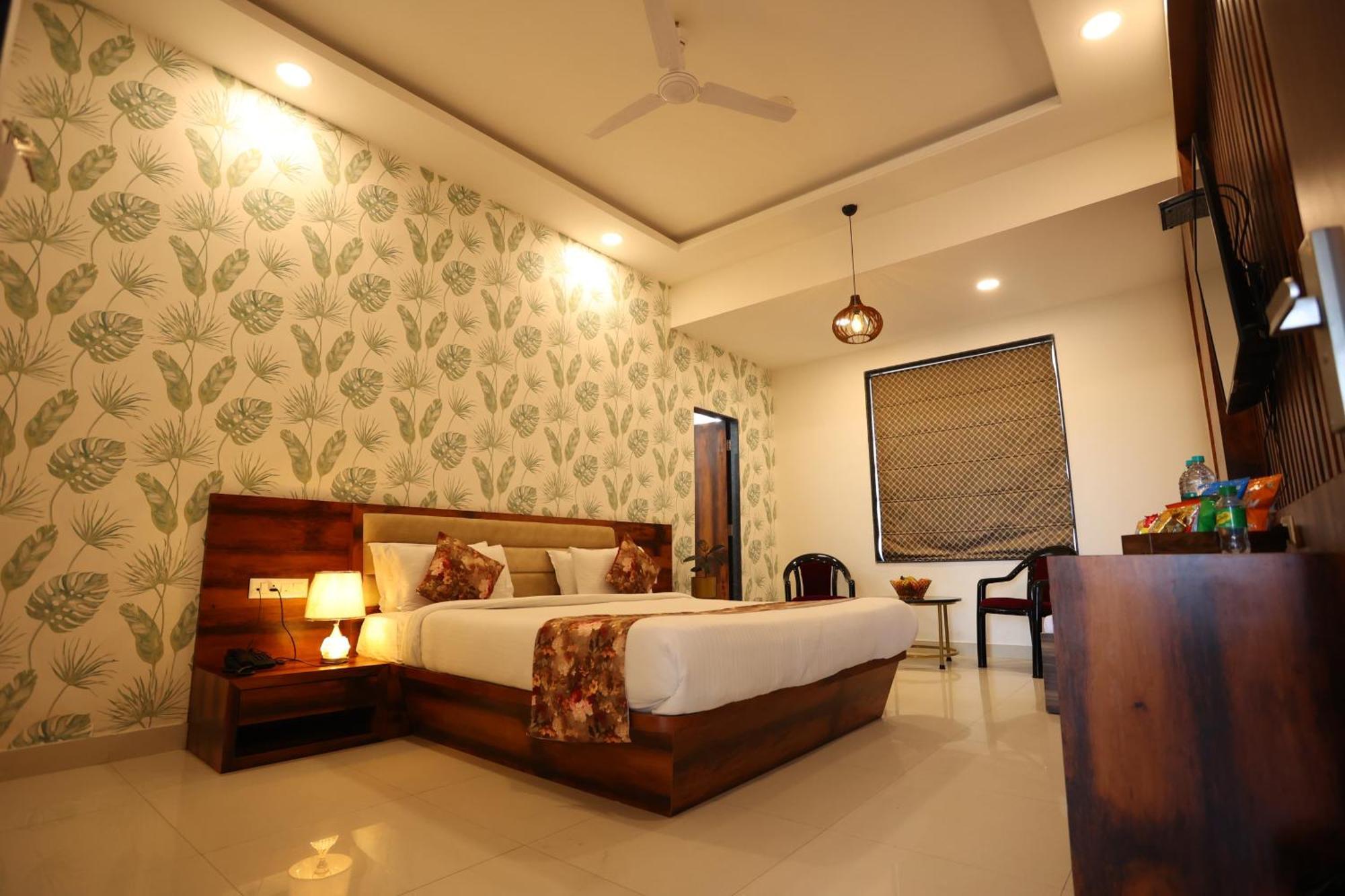 Bhairav Bagh With Swimming Pool Udaipur