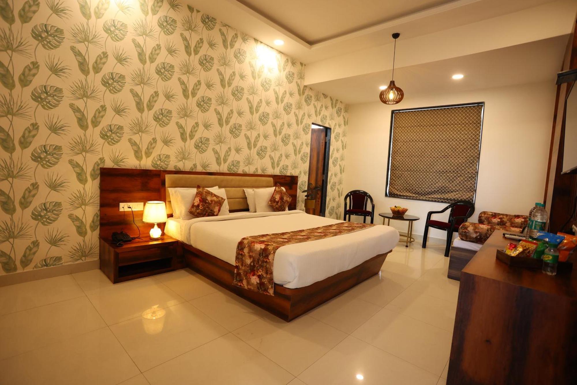 Bhairav Bagh With Swimming Pool Udaipur