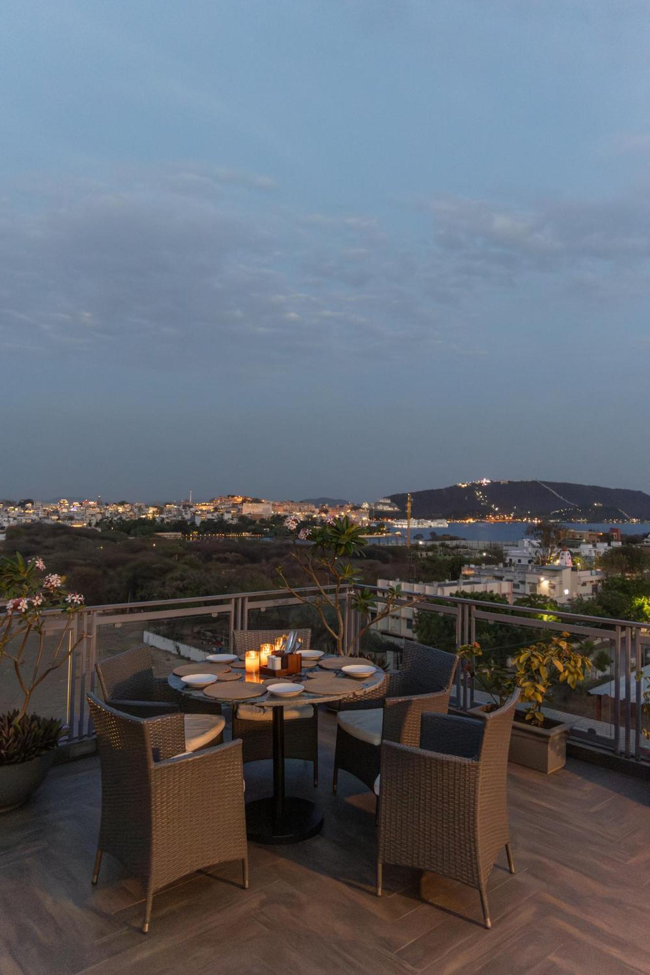 Hotel Aura Boutique 4*