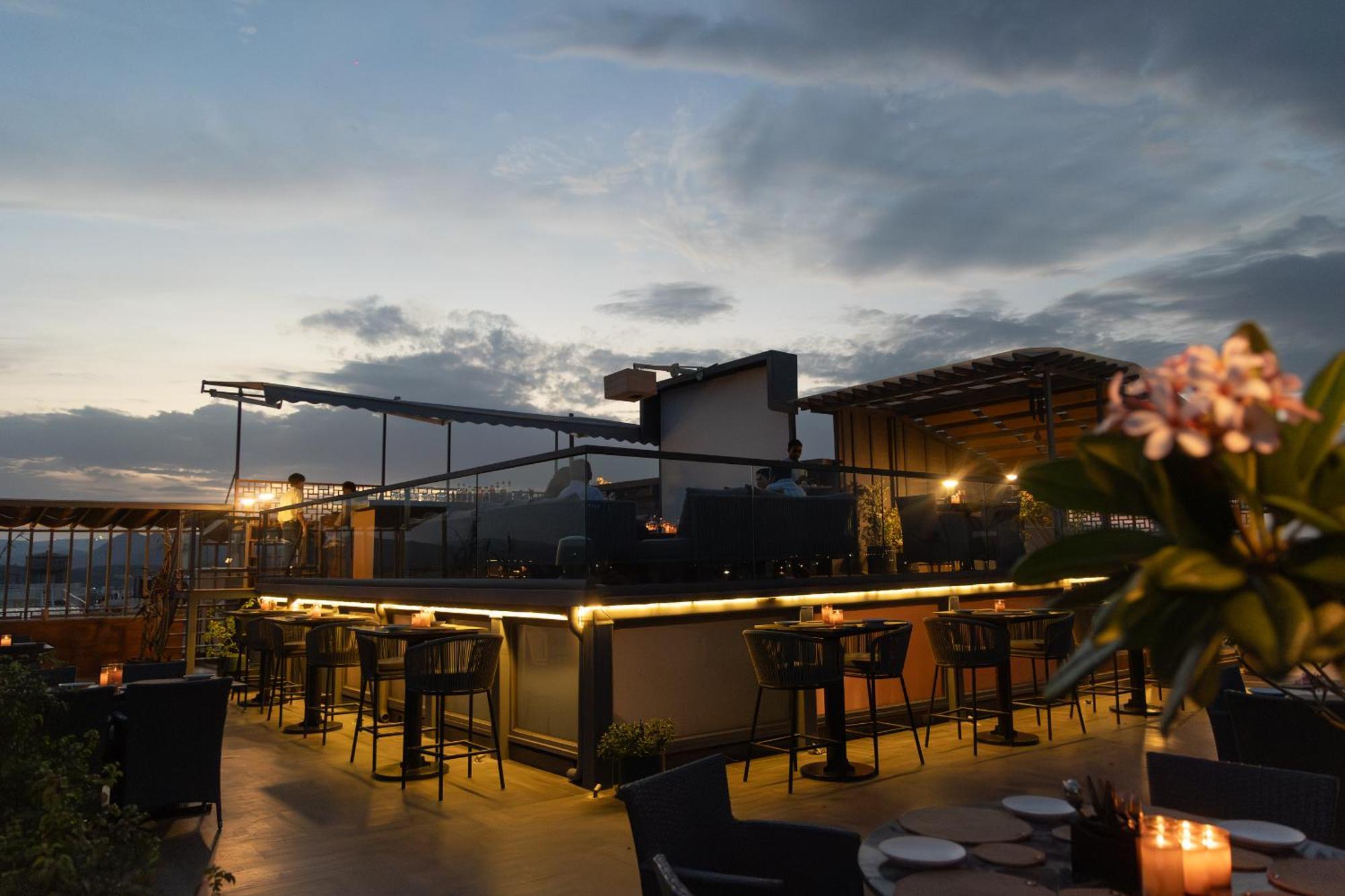 Aura Boutique 4*