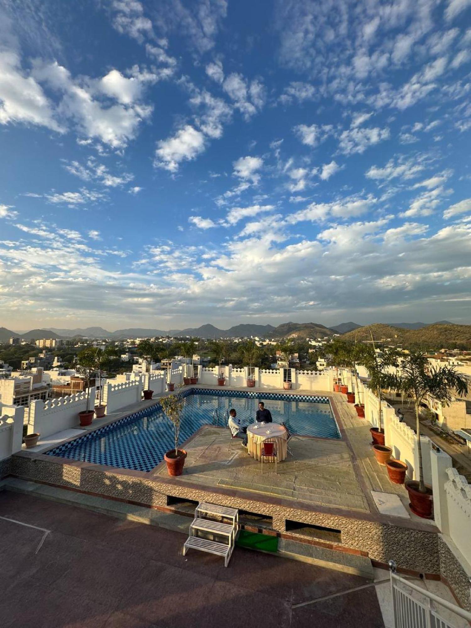 Hotel Rudra Kripa With Swimming Pool 3*