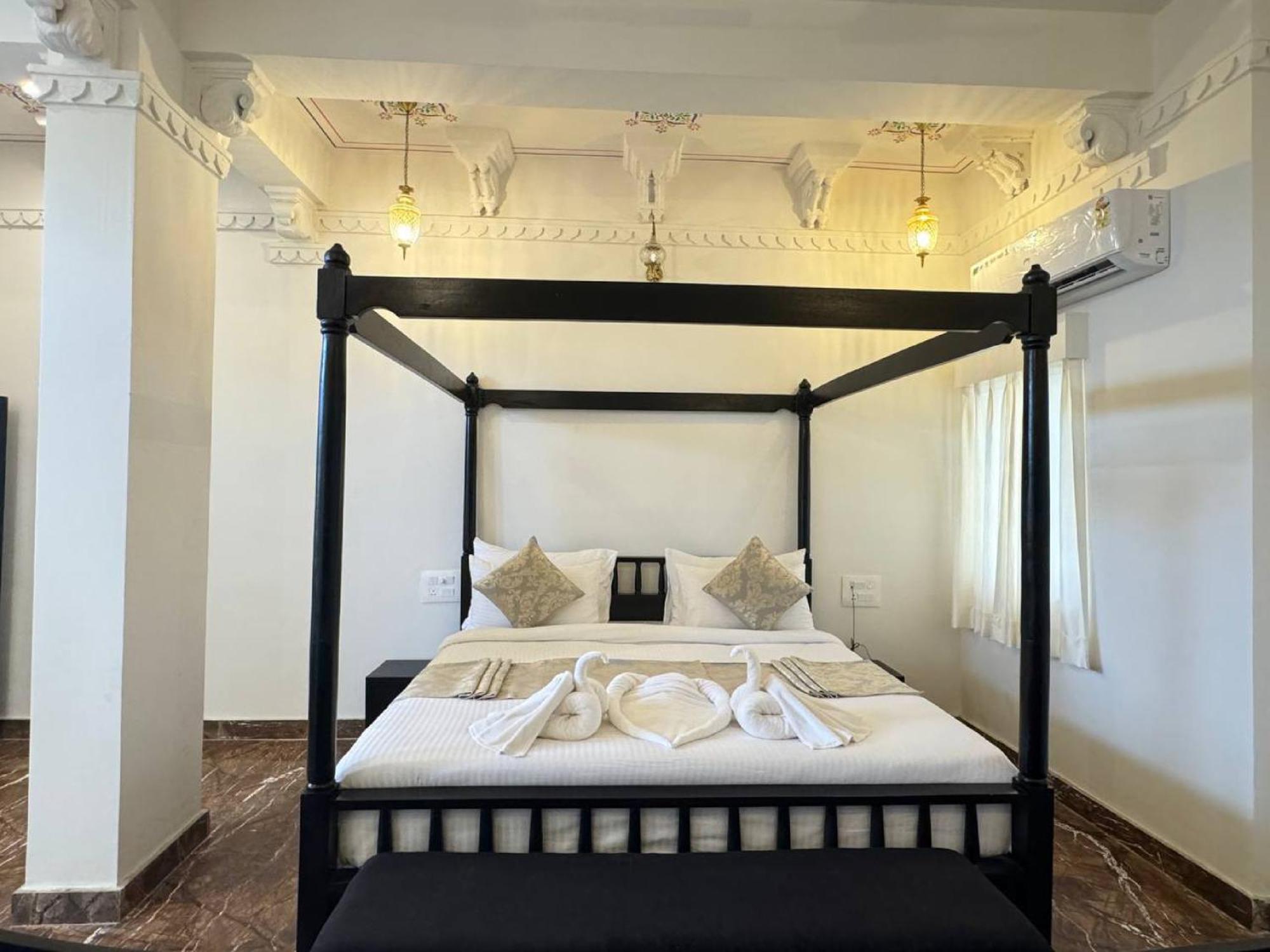 Rudra Kripa With Swimming Pool Hotel 3*