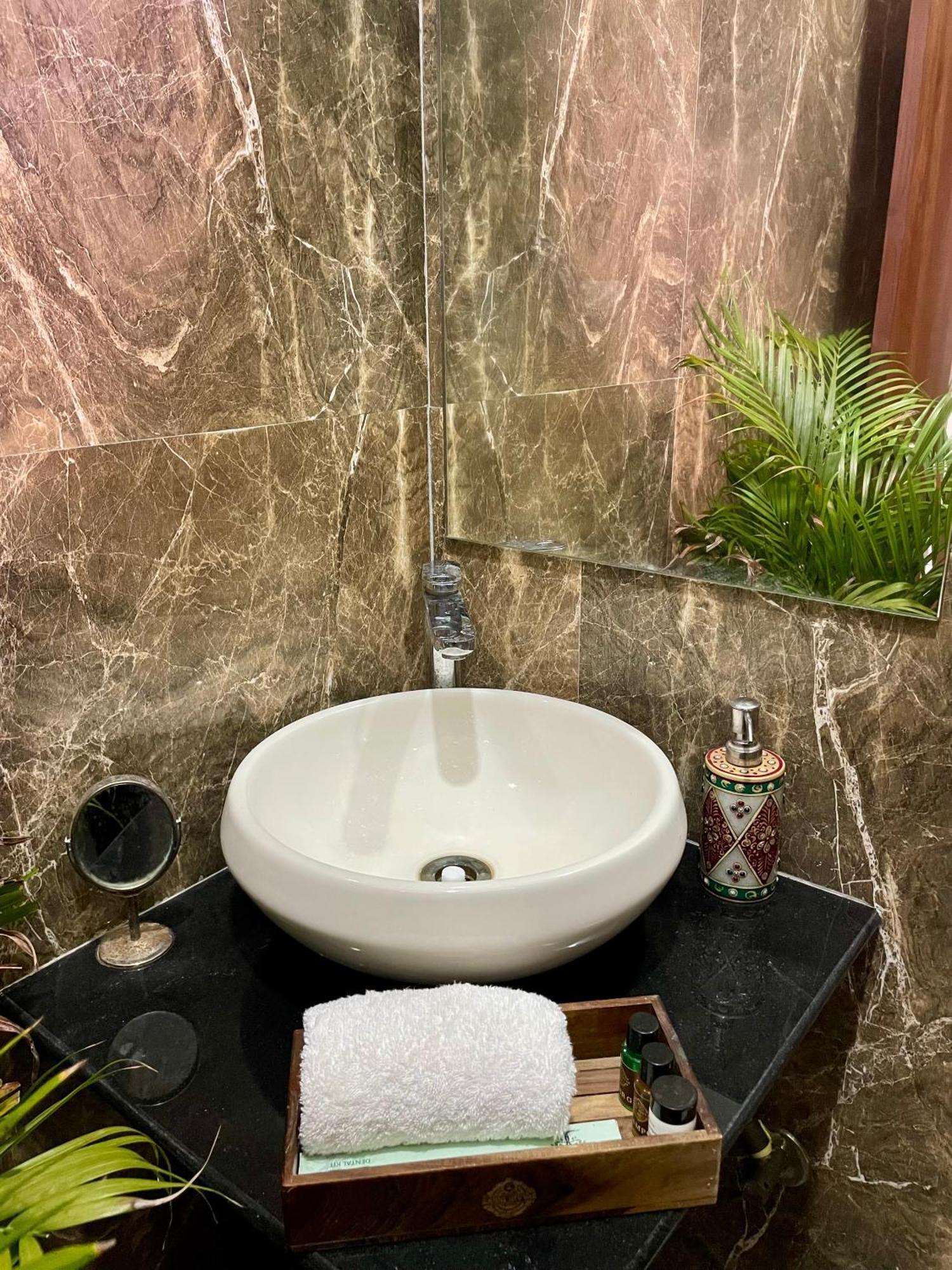 Villa Karni Nivvas - Luxury Redefined Udaipur