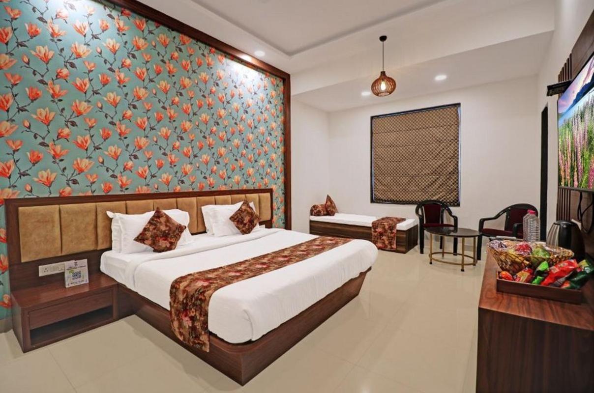 Bhairav Bagh With Swimming Pool Hotel Udaipur