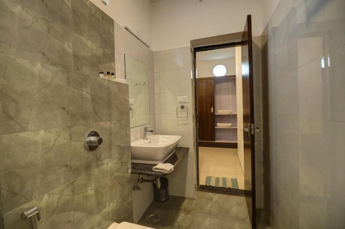 Hotel Bhairav Bagh With Swimming Pool Udaipur