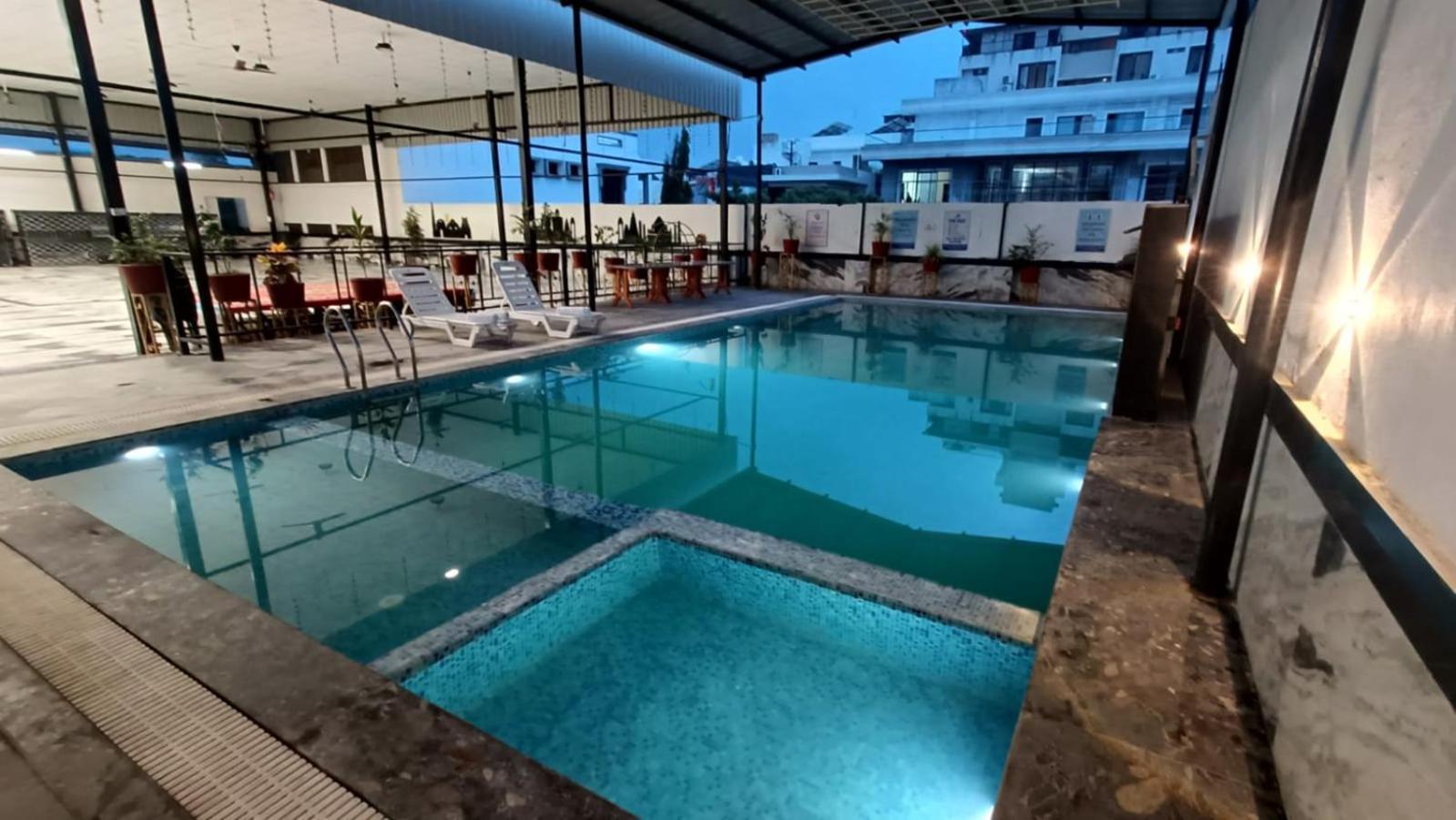 Bhairav Bagh With Swimming Pool Udaipur