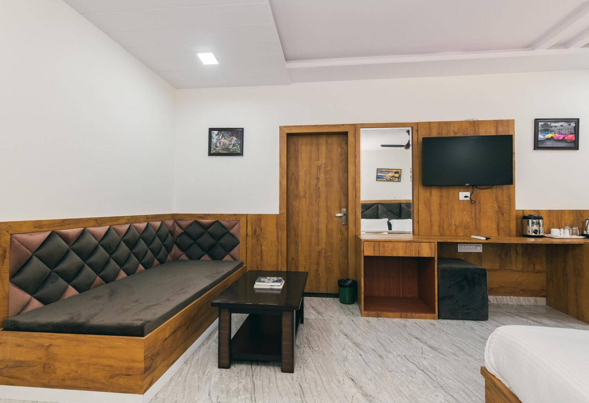 Resort Serenity Hill - A Boutique In Udaipur