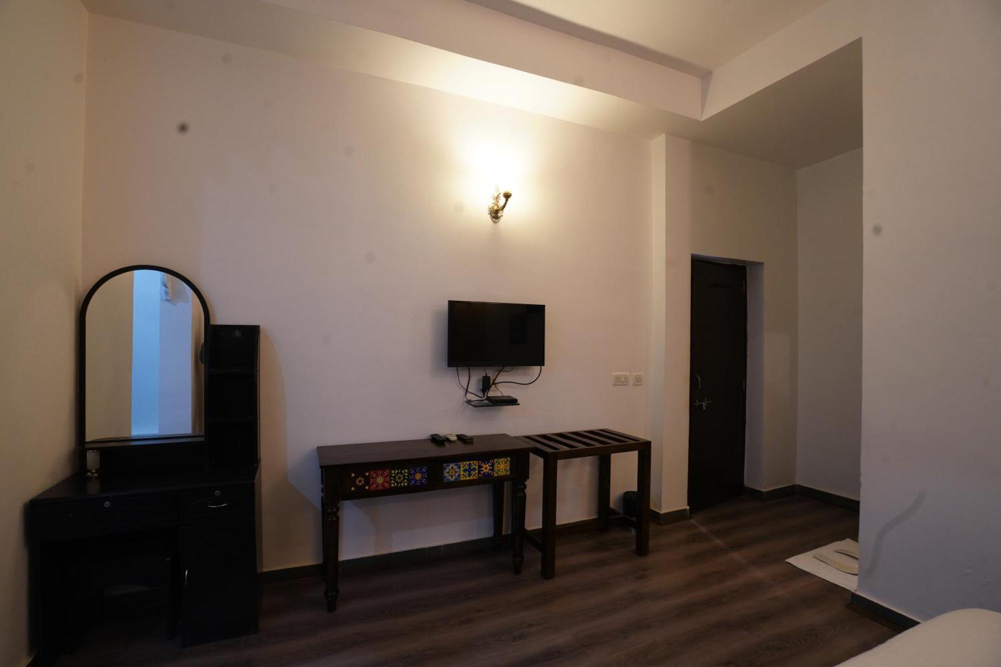 Pansal Kothi - Boutique In