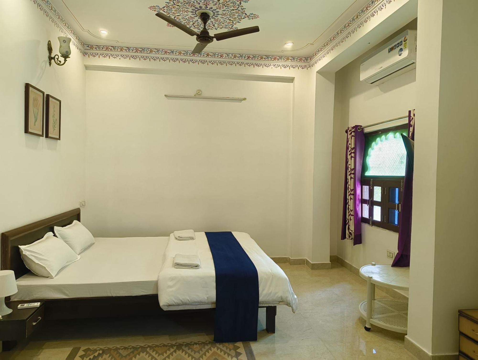 Guest house Rising Shemesh Udaipur