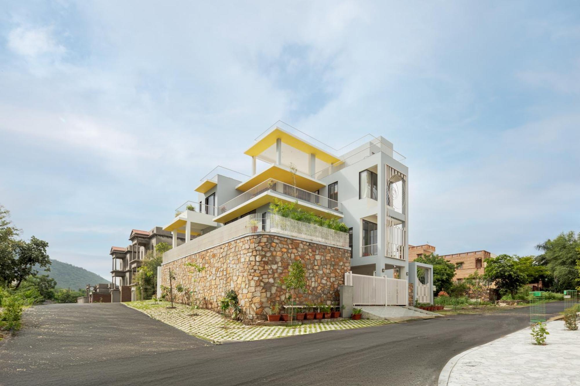 Whirl Vista- 5 Bhk With Pool
