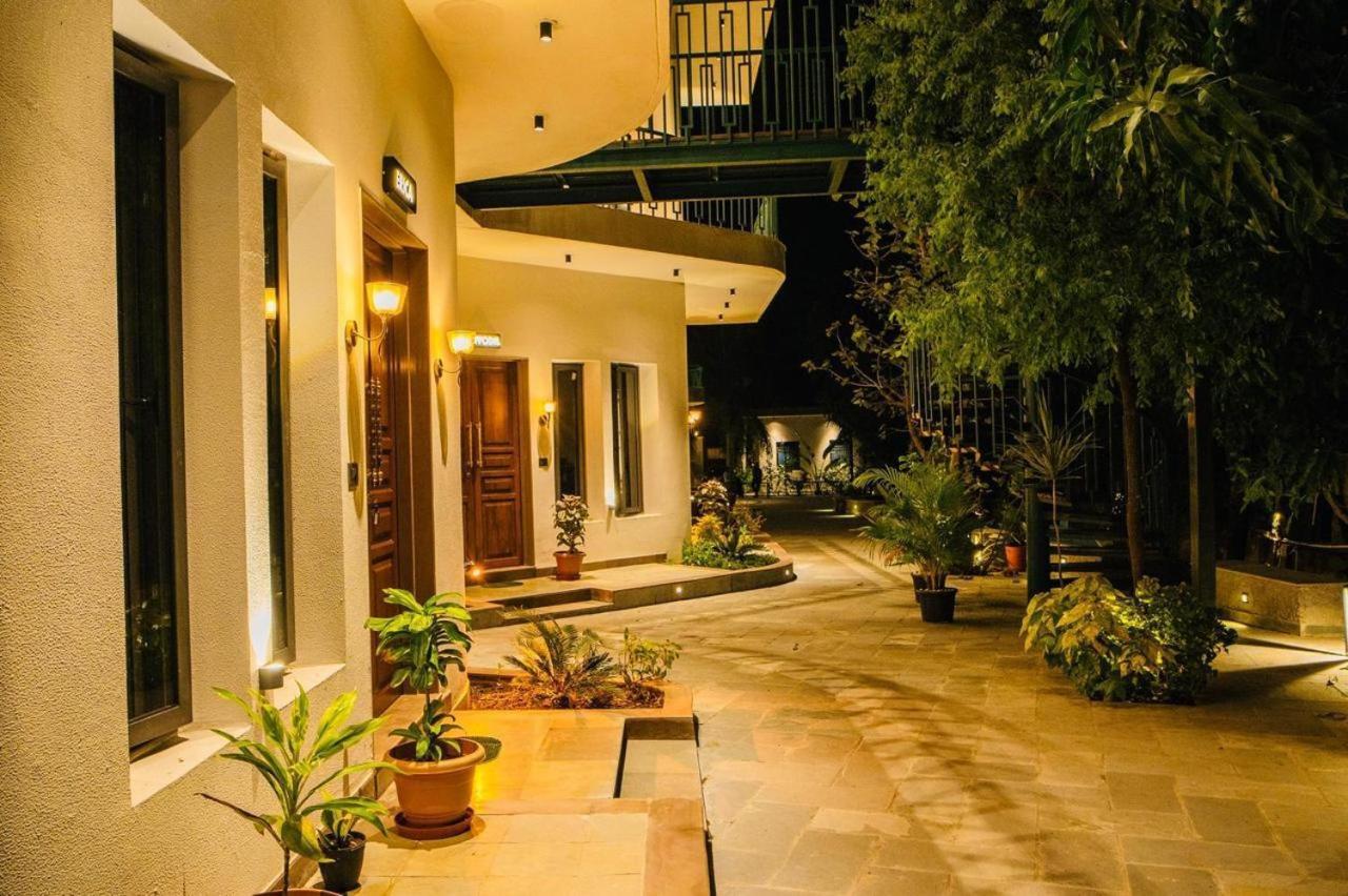 Mahogany Mansion Villa