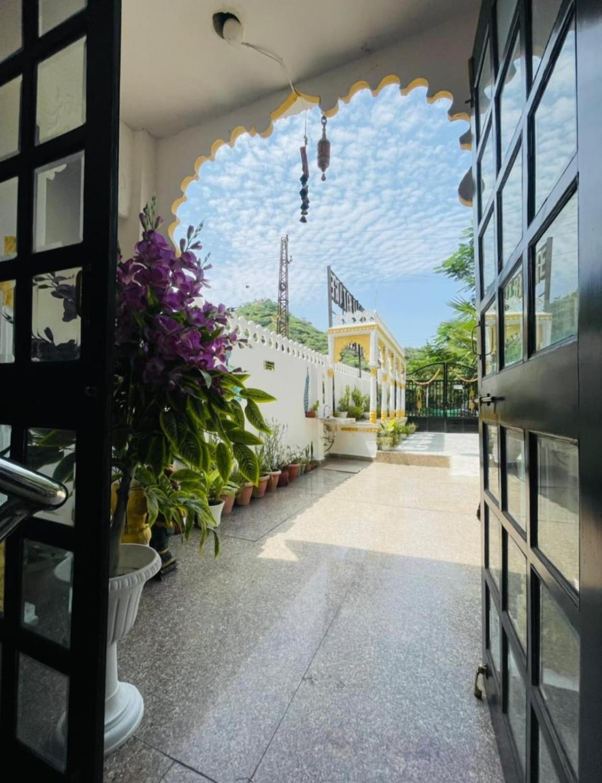 Royal Heritage Haveli Resort