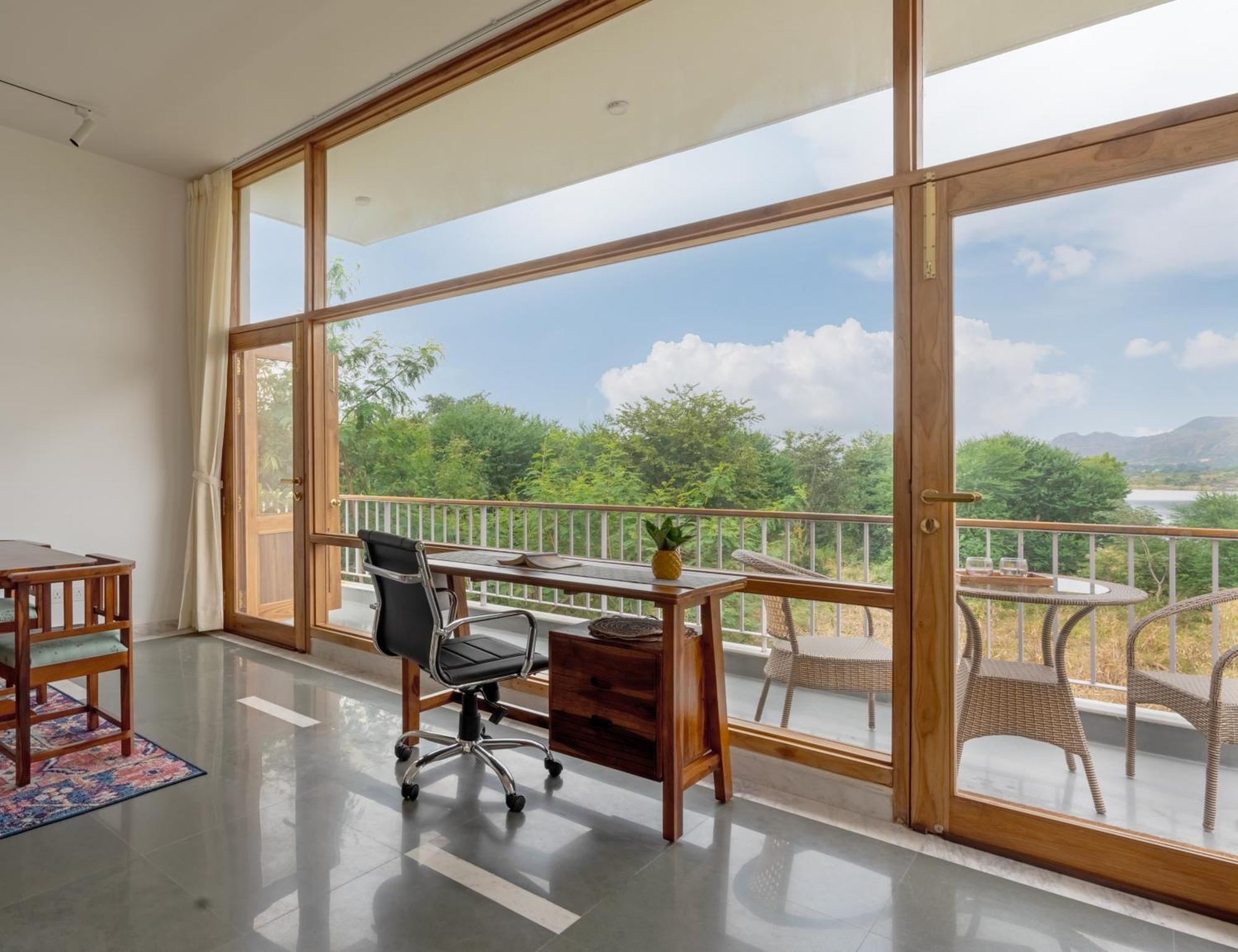 Villa Saffronstays Bougain - 2 Bedroom Pool With View *