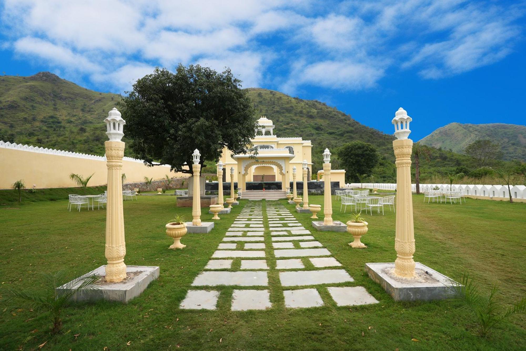 Maangarh Resort Udaipur