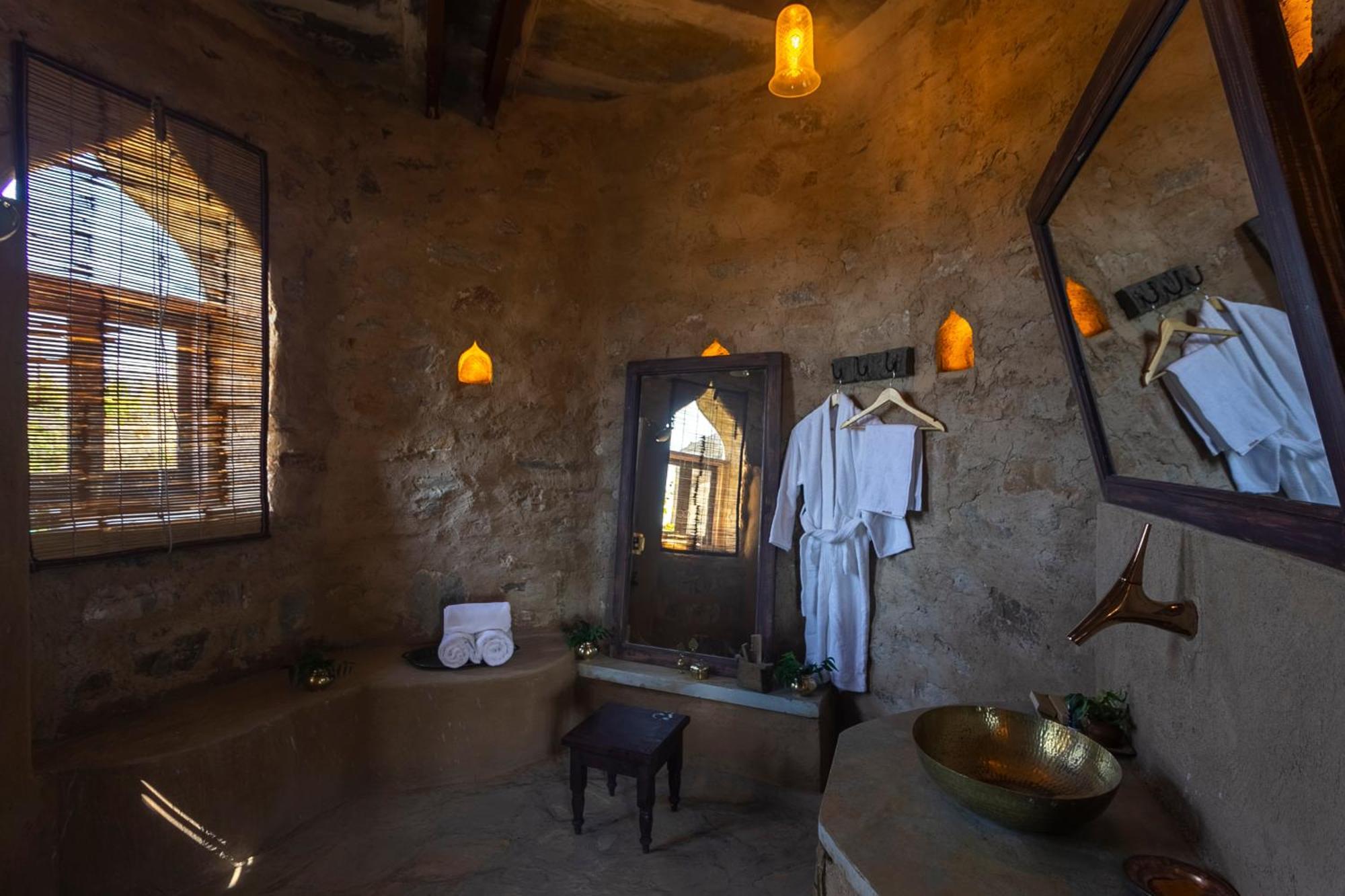 Bed & Breakfast Manmatha A Luxury Retreat Udaipur