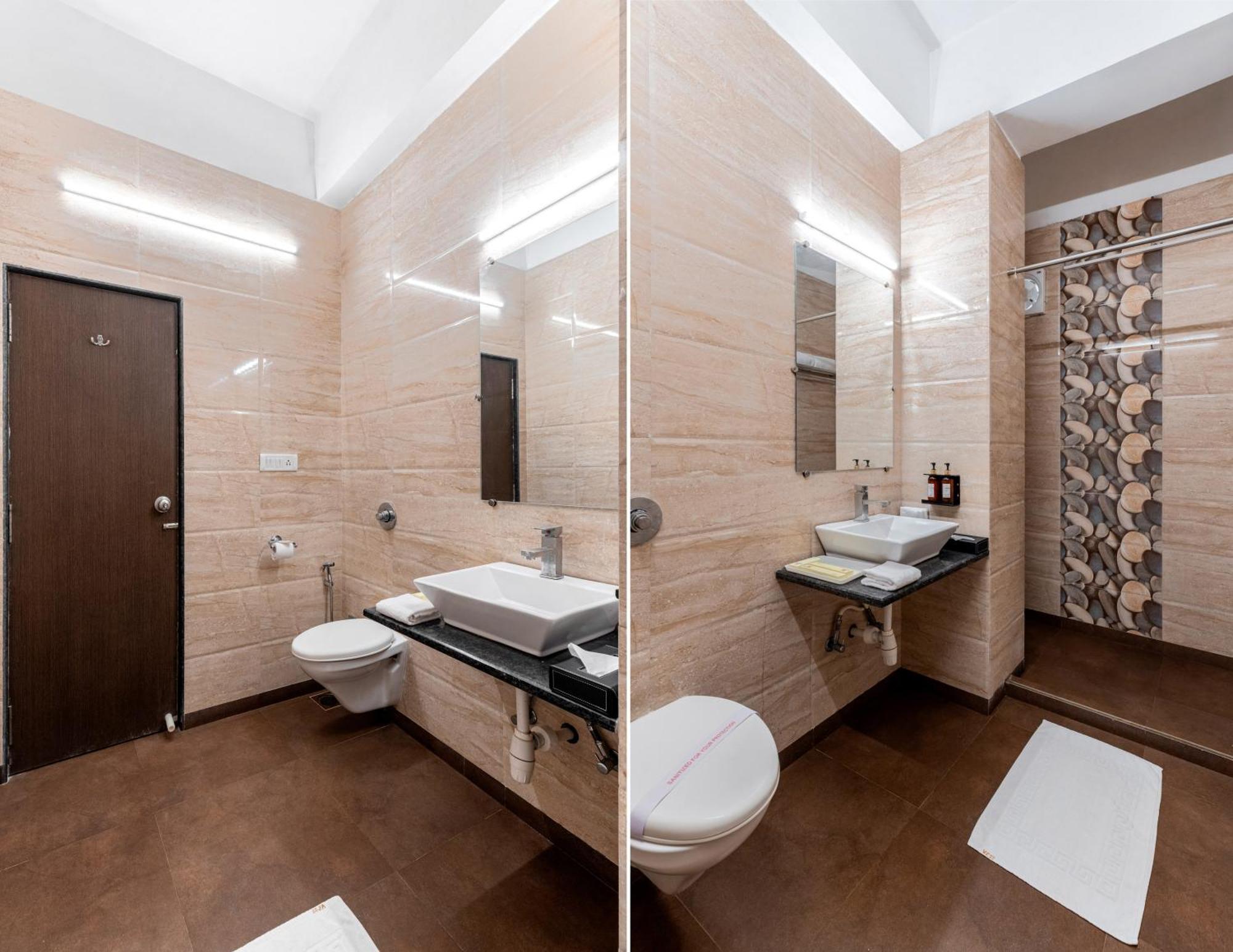 Vishnupriya Hotel