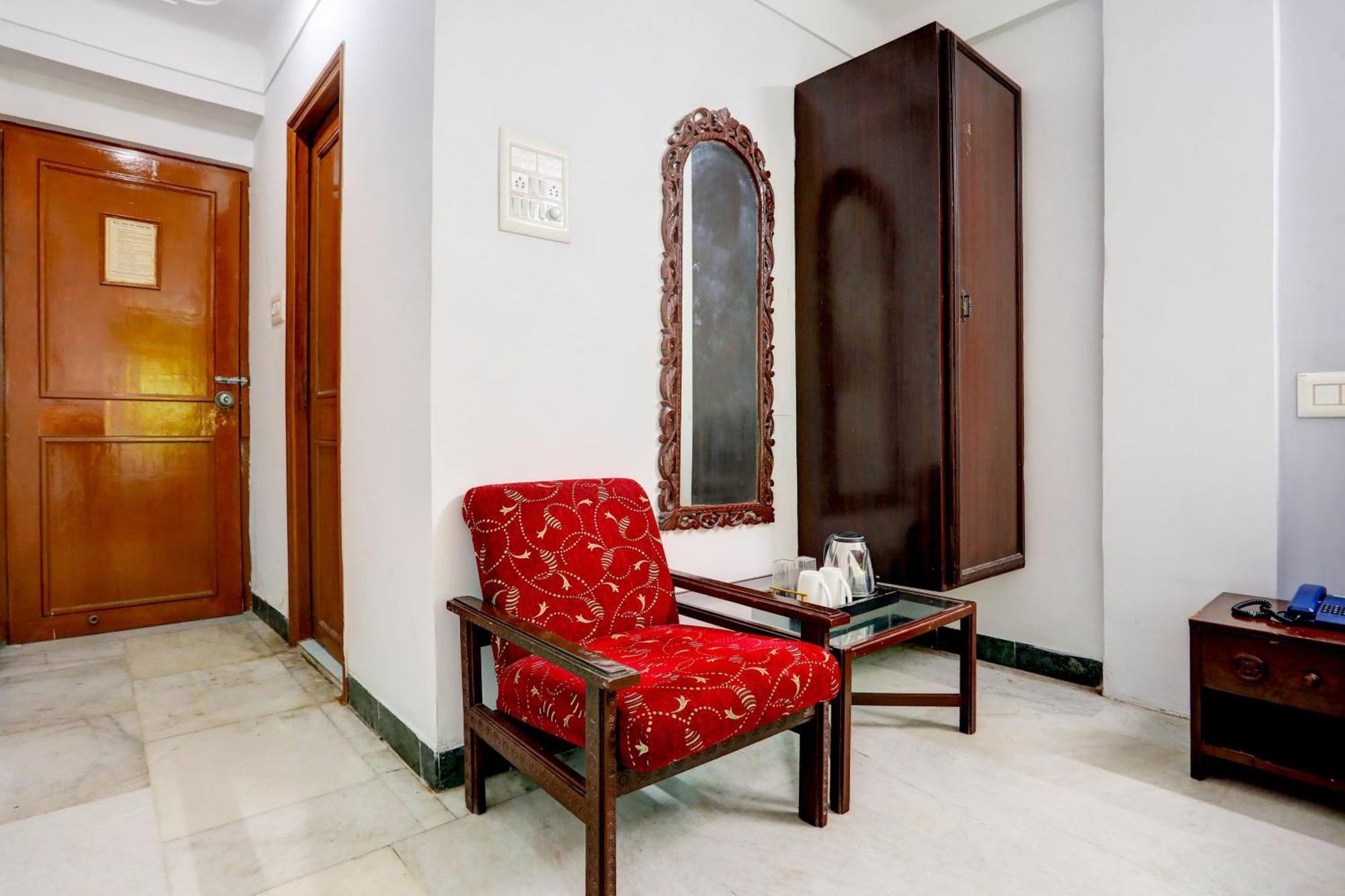 Super Collection O Lake Palace Road Hotel 4*