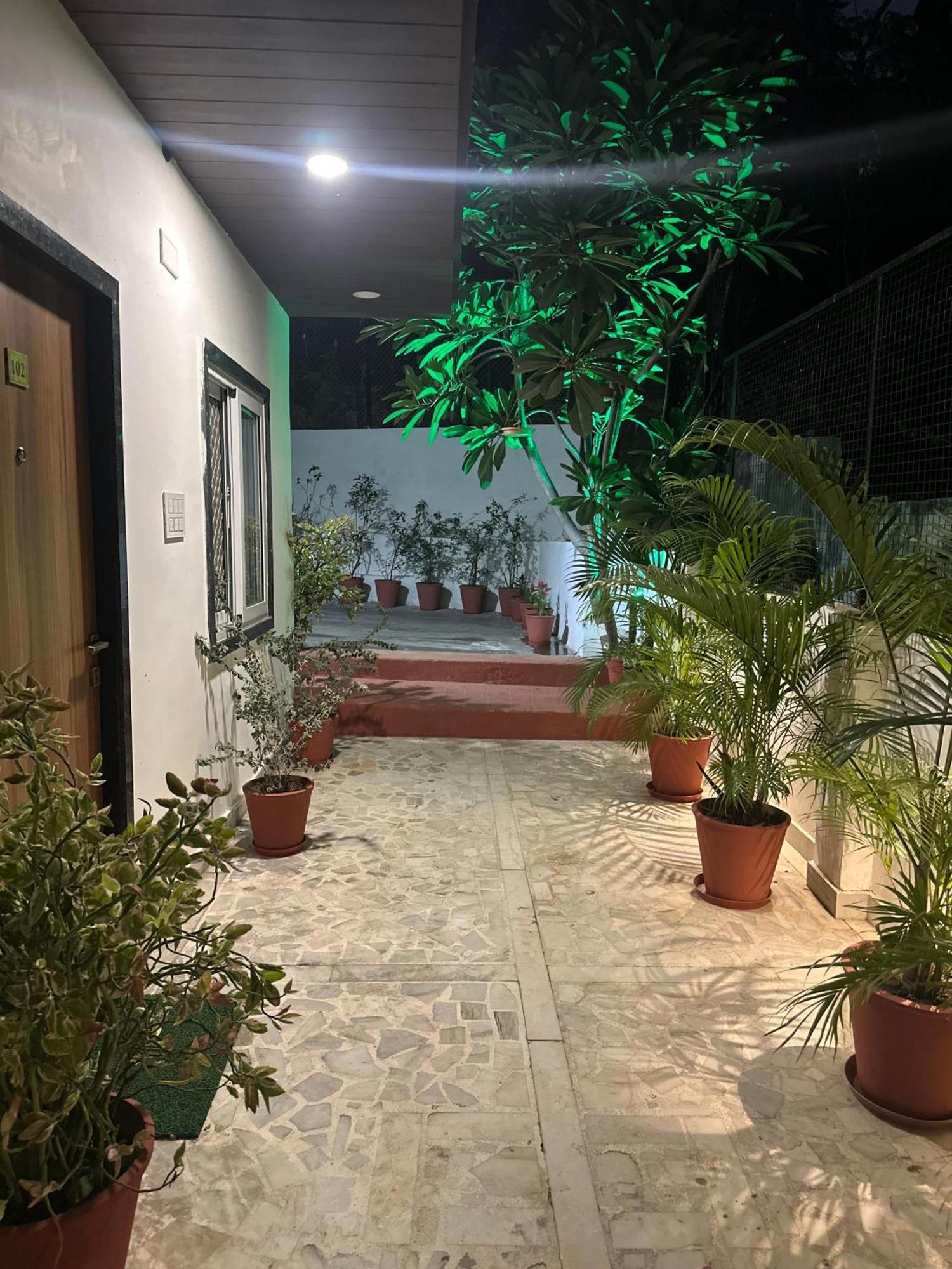 Cliffside Hangout Homestay