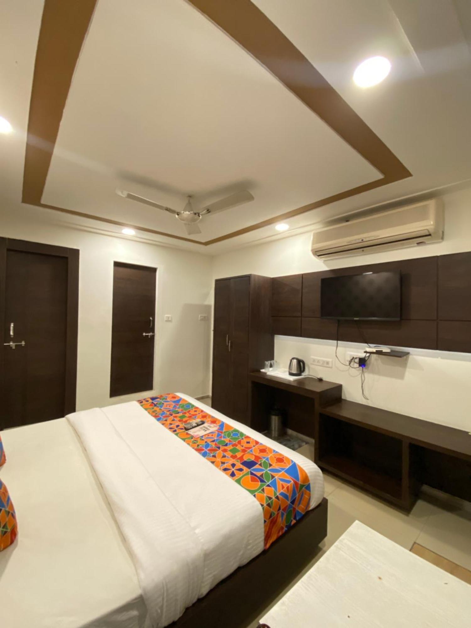 Damanis * Udaipur