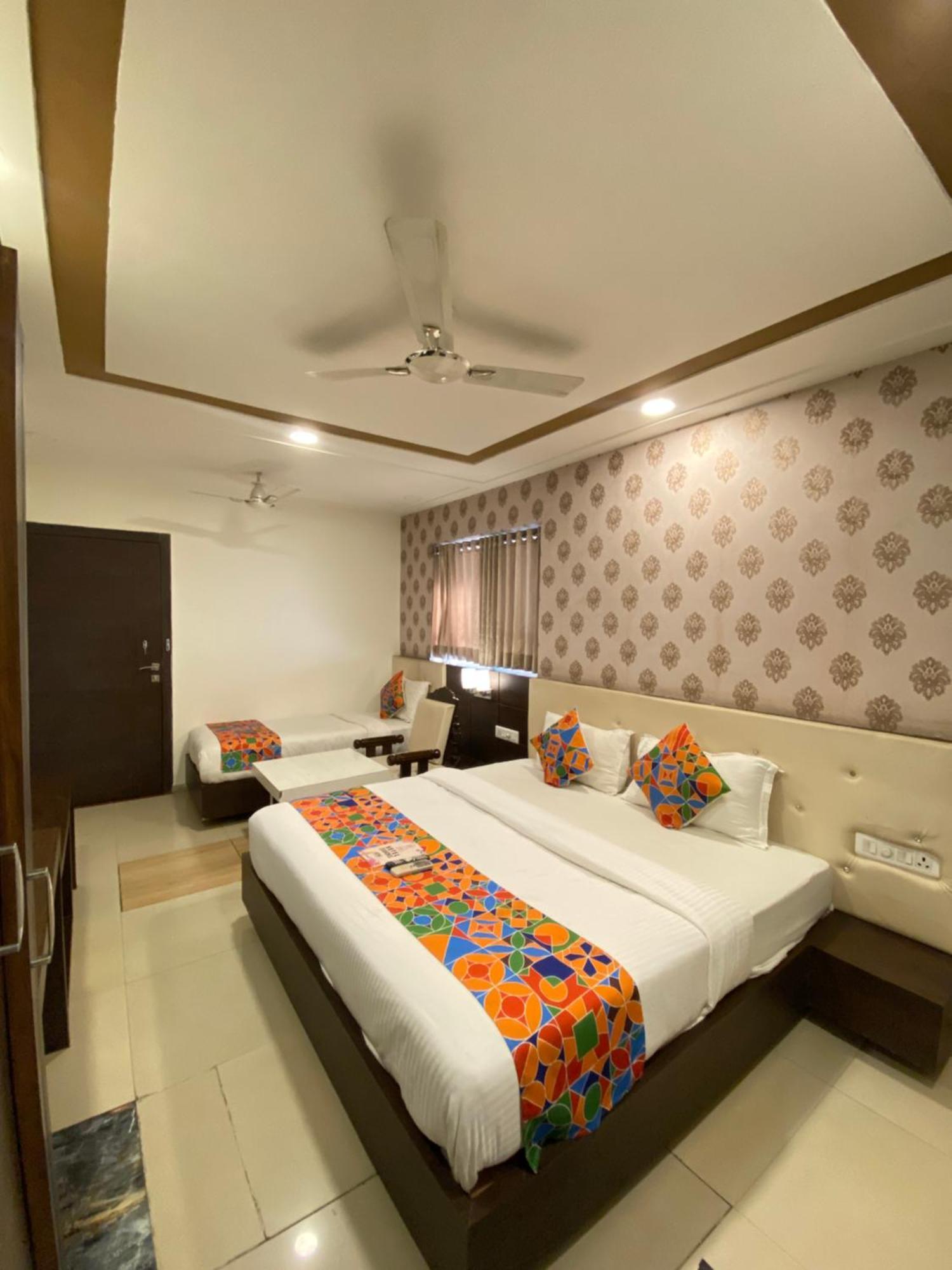Damanis * Udaipur
