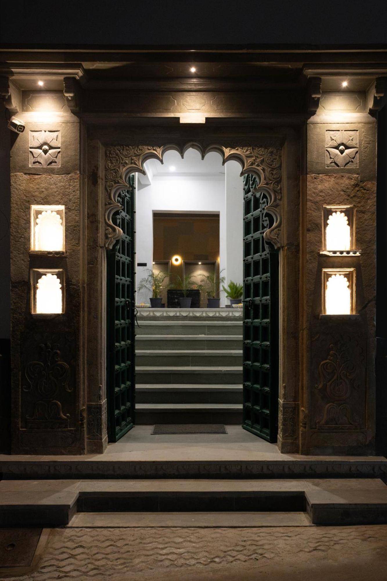 Hotel Madri Retreat - Heritage Boutique Hotel With Pool Udaipur