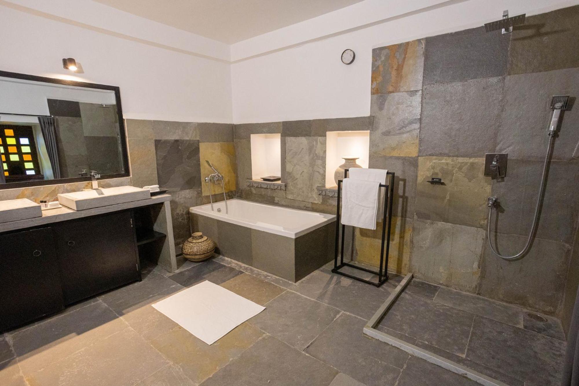 Madri Retreat - Heritage Boutique Hotel With Pool