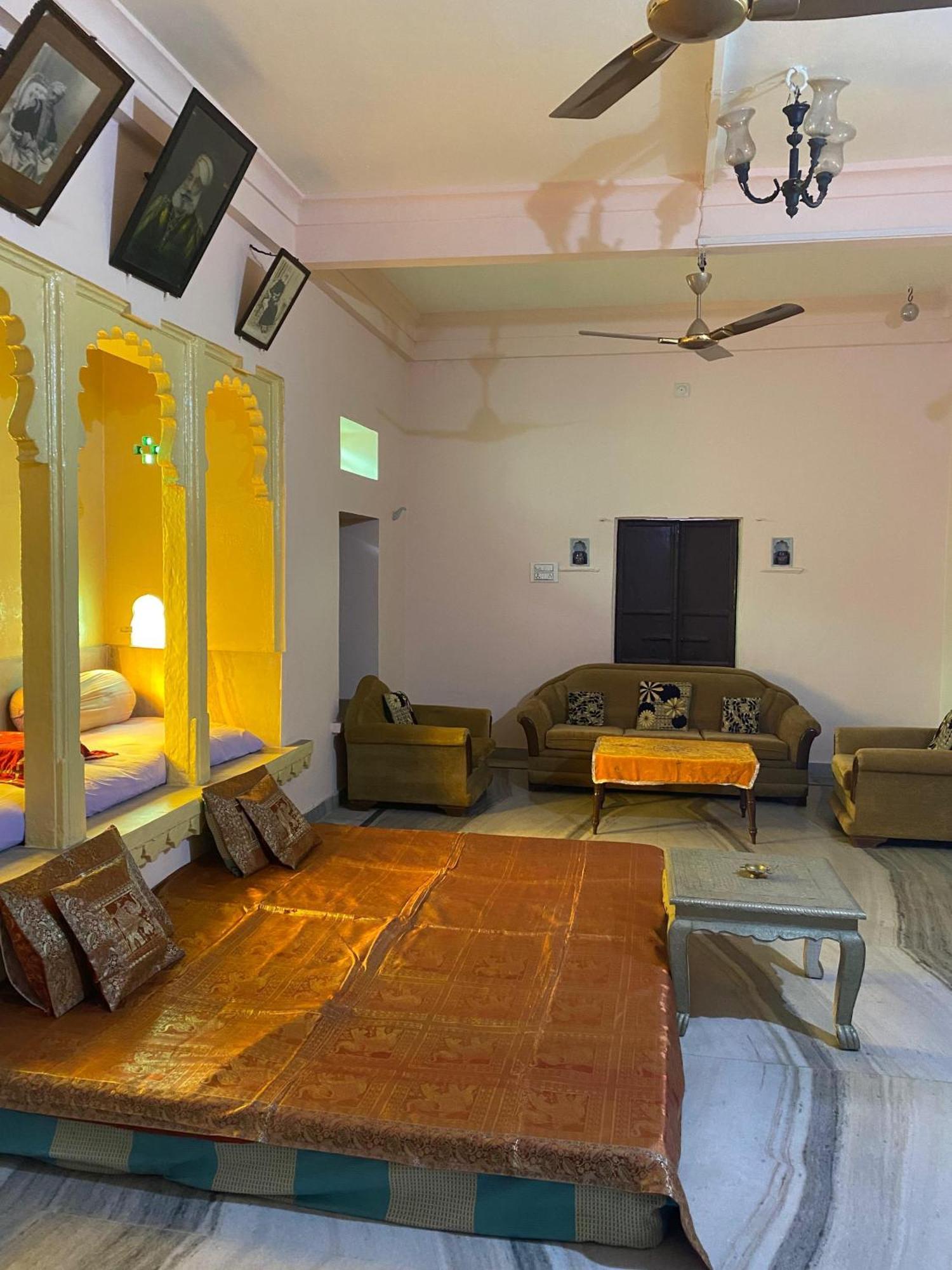 Tana Haveli - Heritage