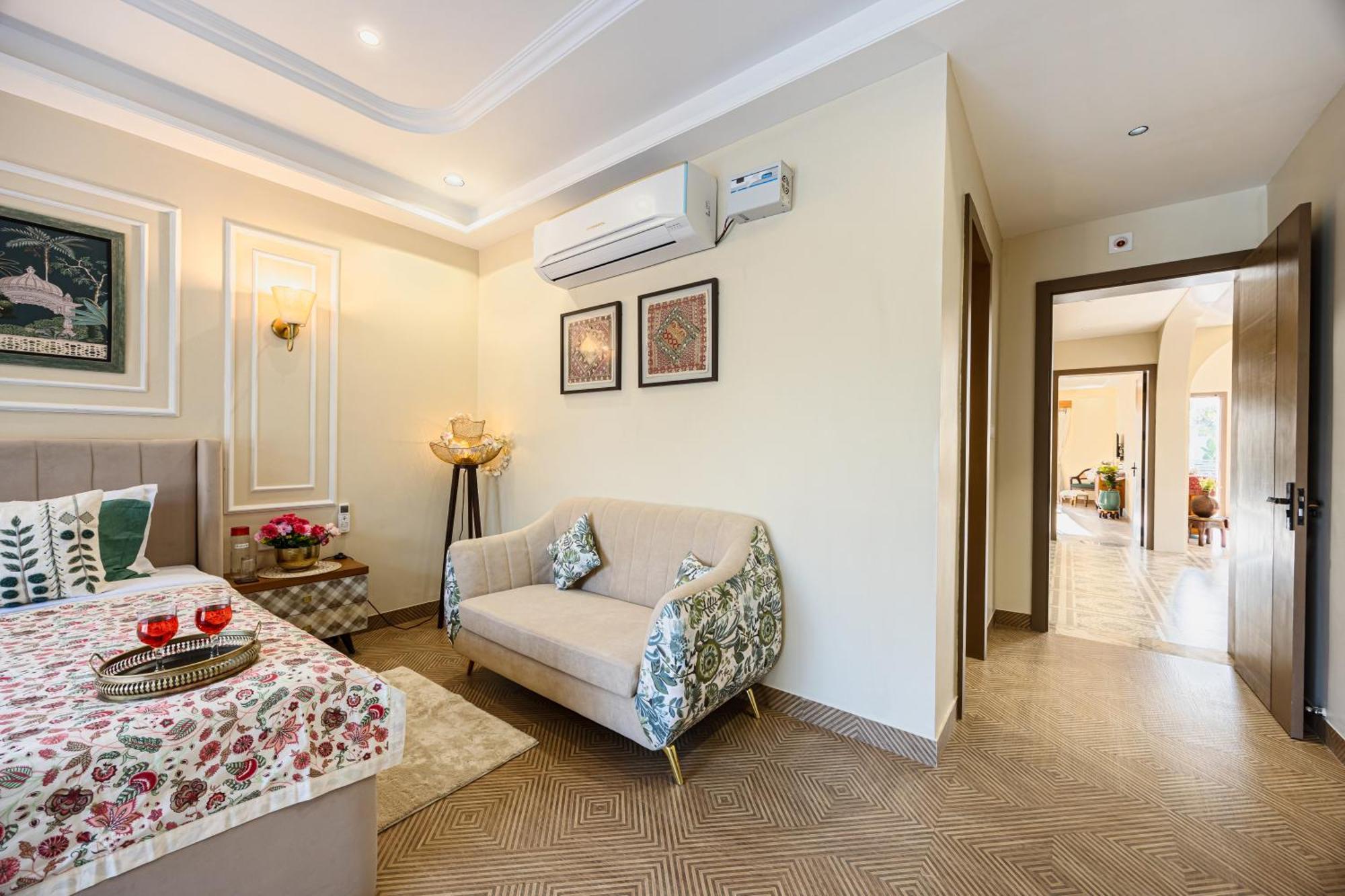 Elivaas Heaven In Hills Mountara 3 Bhk With Lounge & Pvt Pool * Udaipur