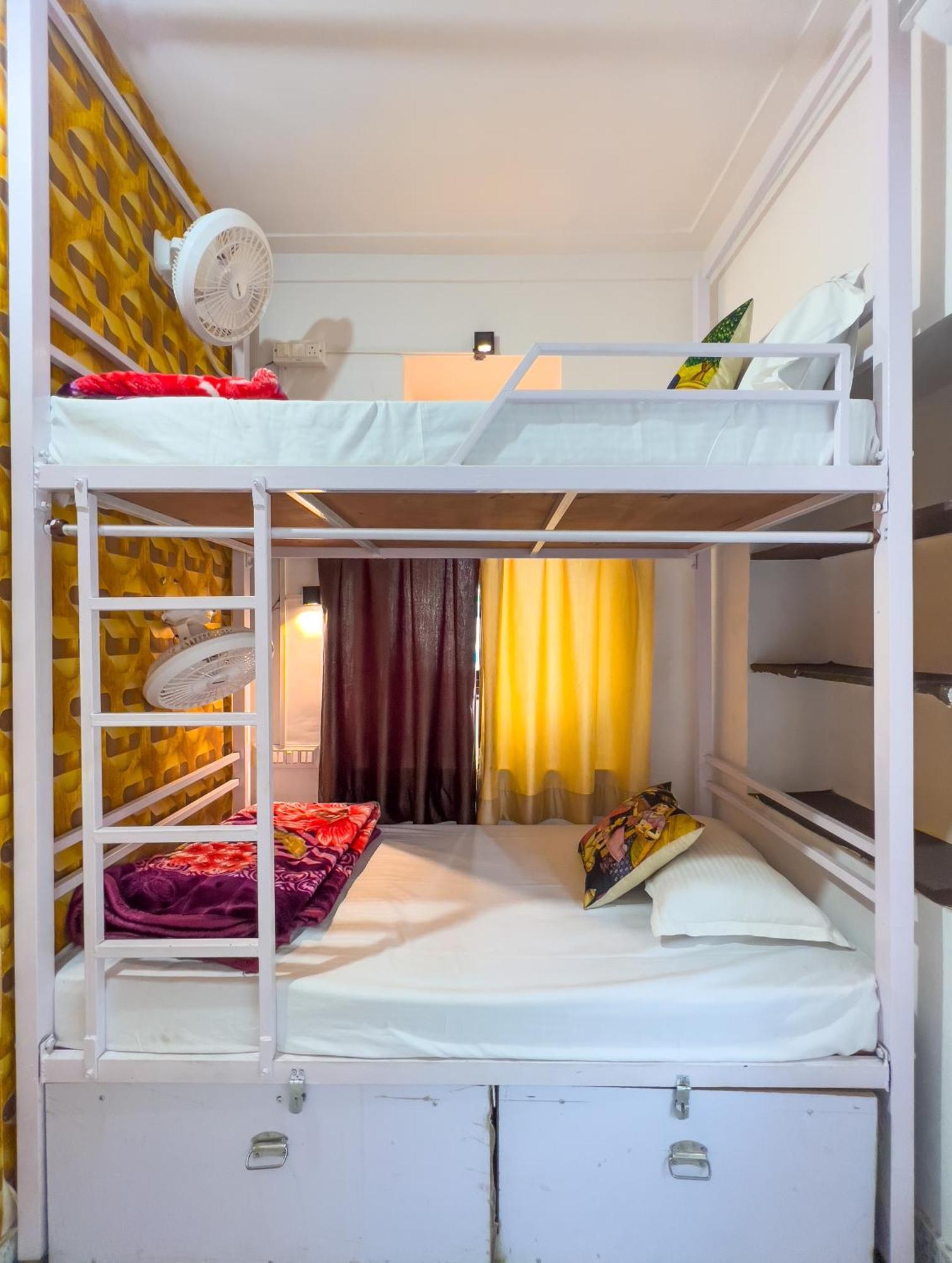 Multiple Stories, Hostel