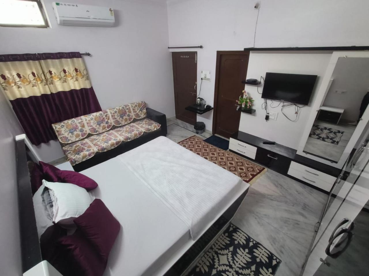 Vibe * Udaipur